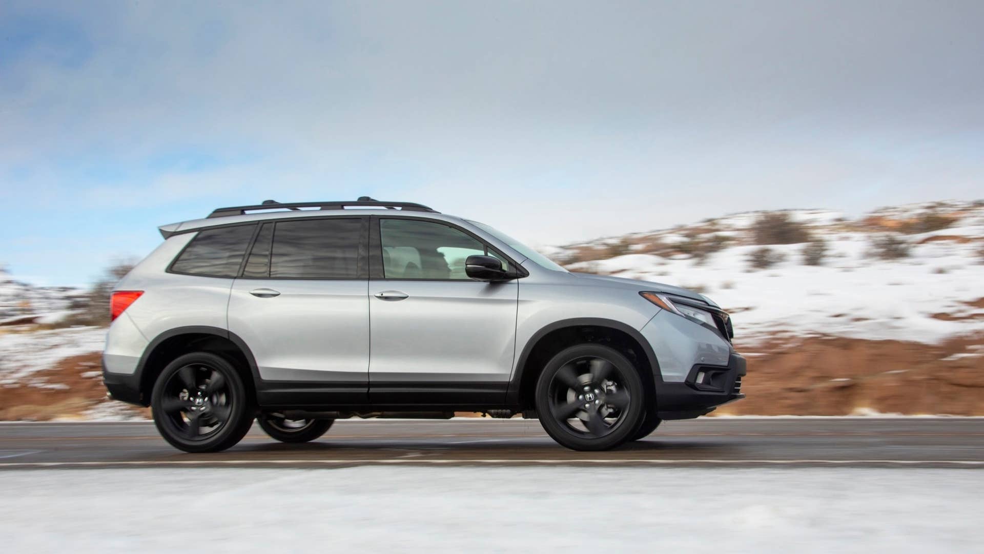 2019 Honda Passport Side View