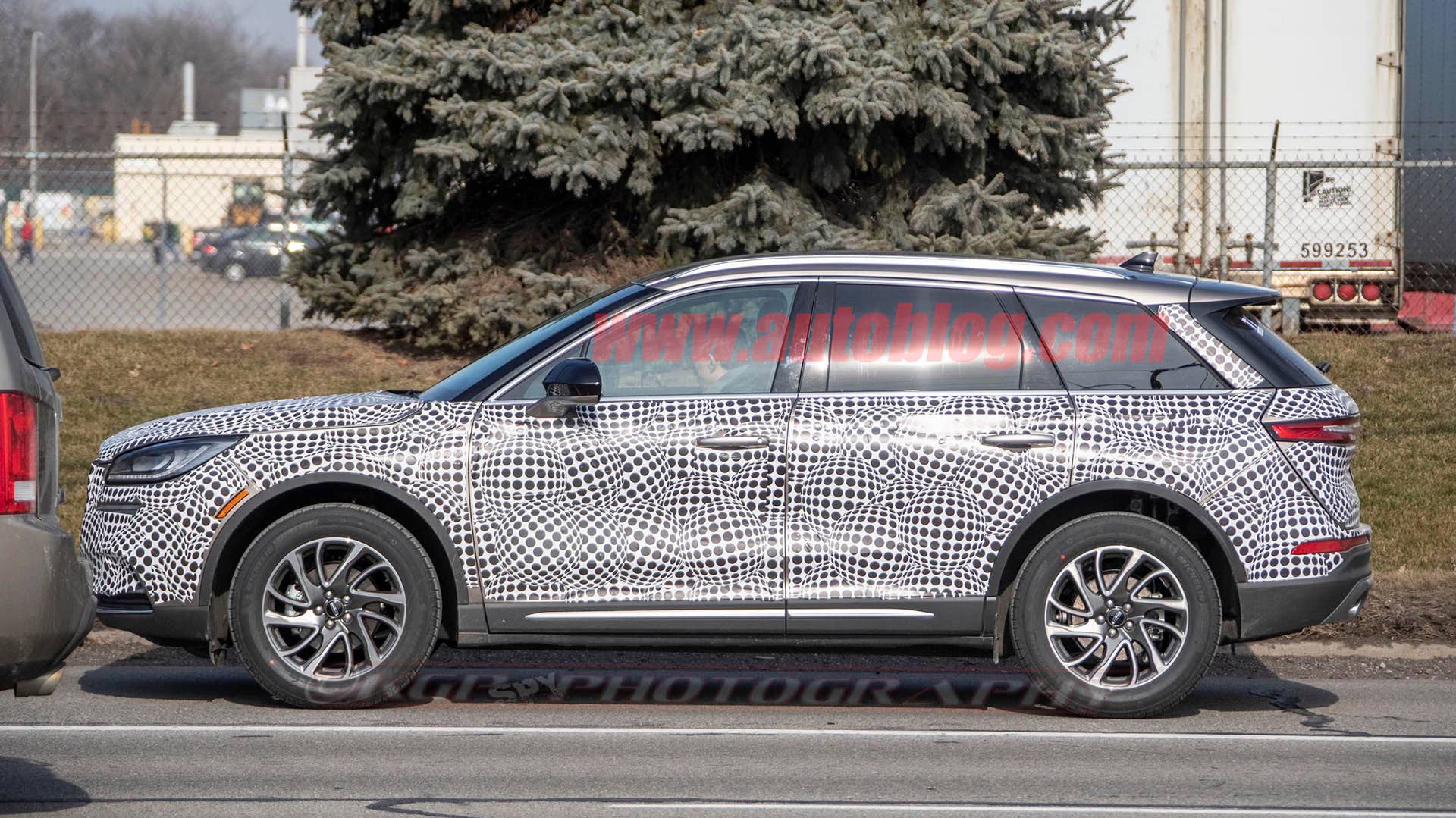 2020 Lincoln Corsair spied