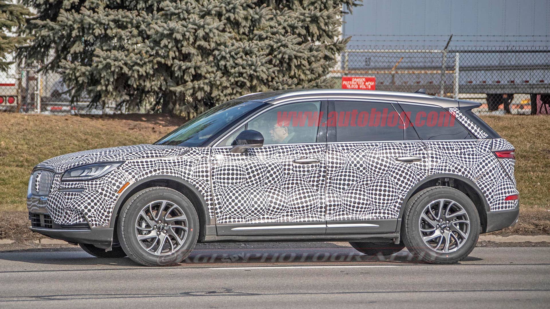 2020 Lincoln Corsair spied