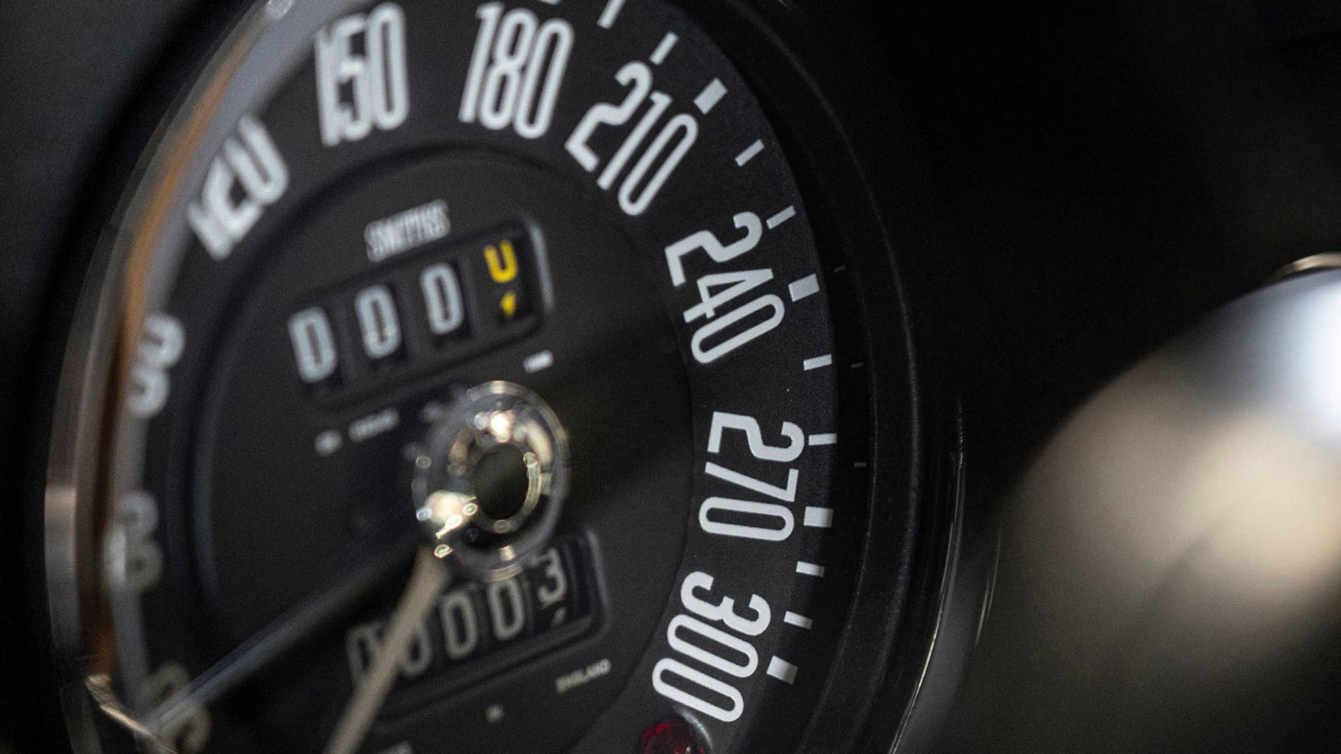 Aston Martin DB4 GT Zagato Continuation