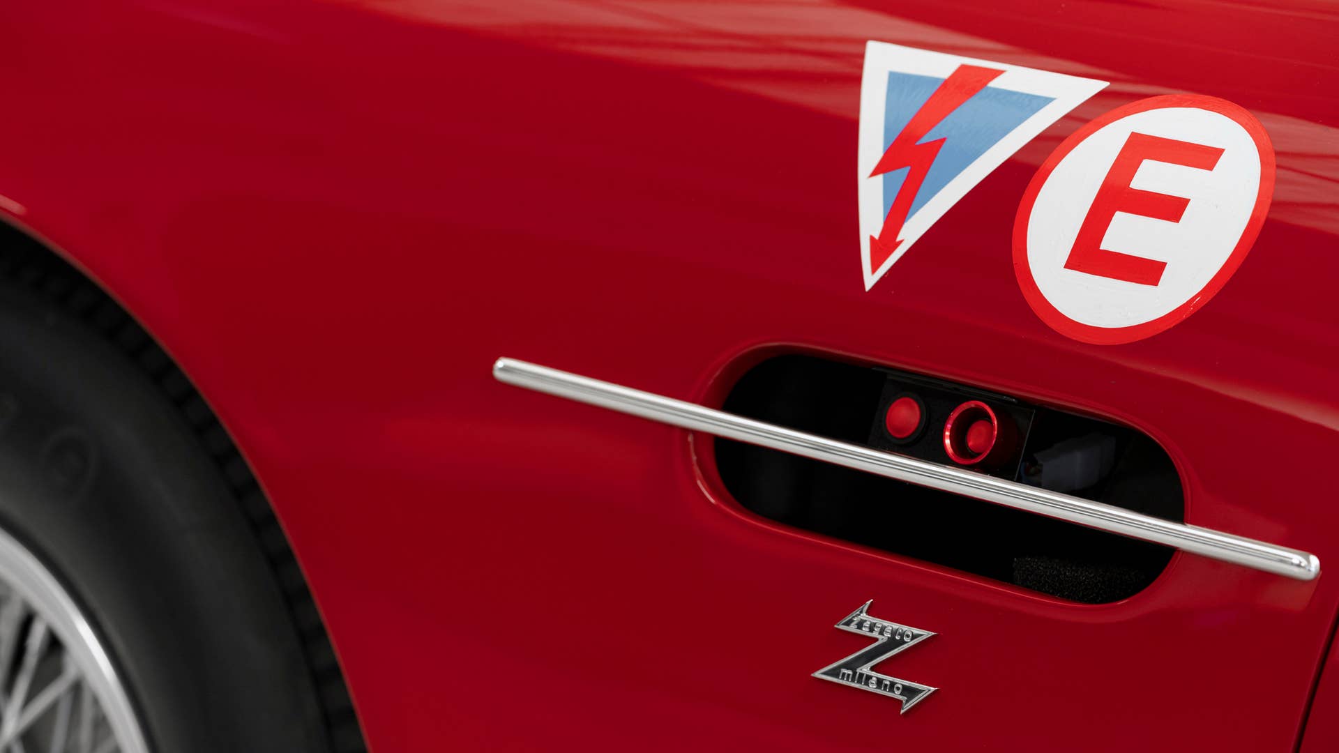 Aston Martin DB4 GT Zagato Continuation