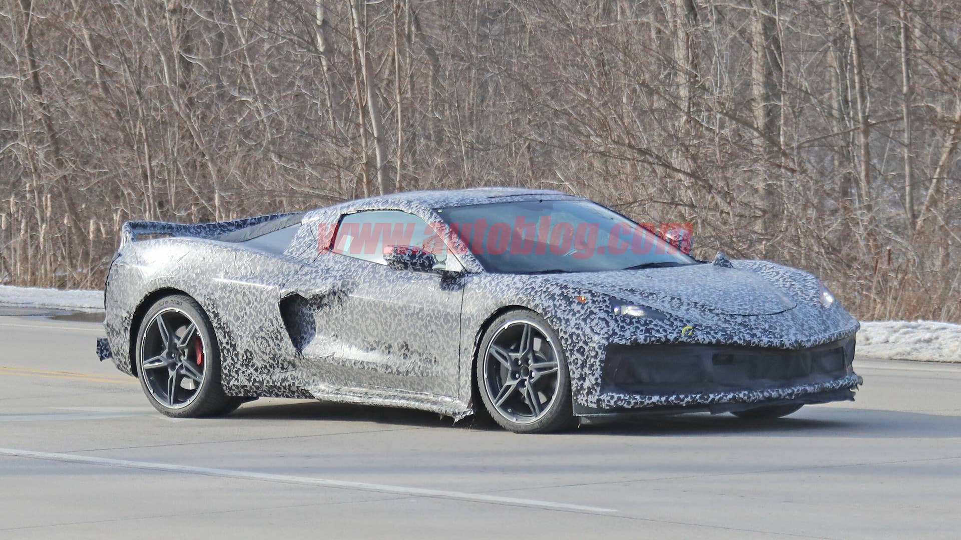 Mid-engine Corvette details