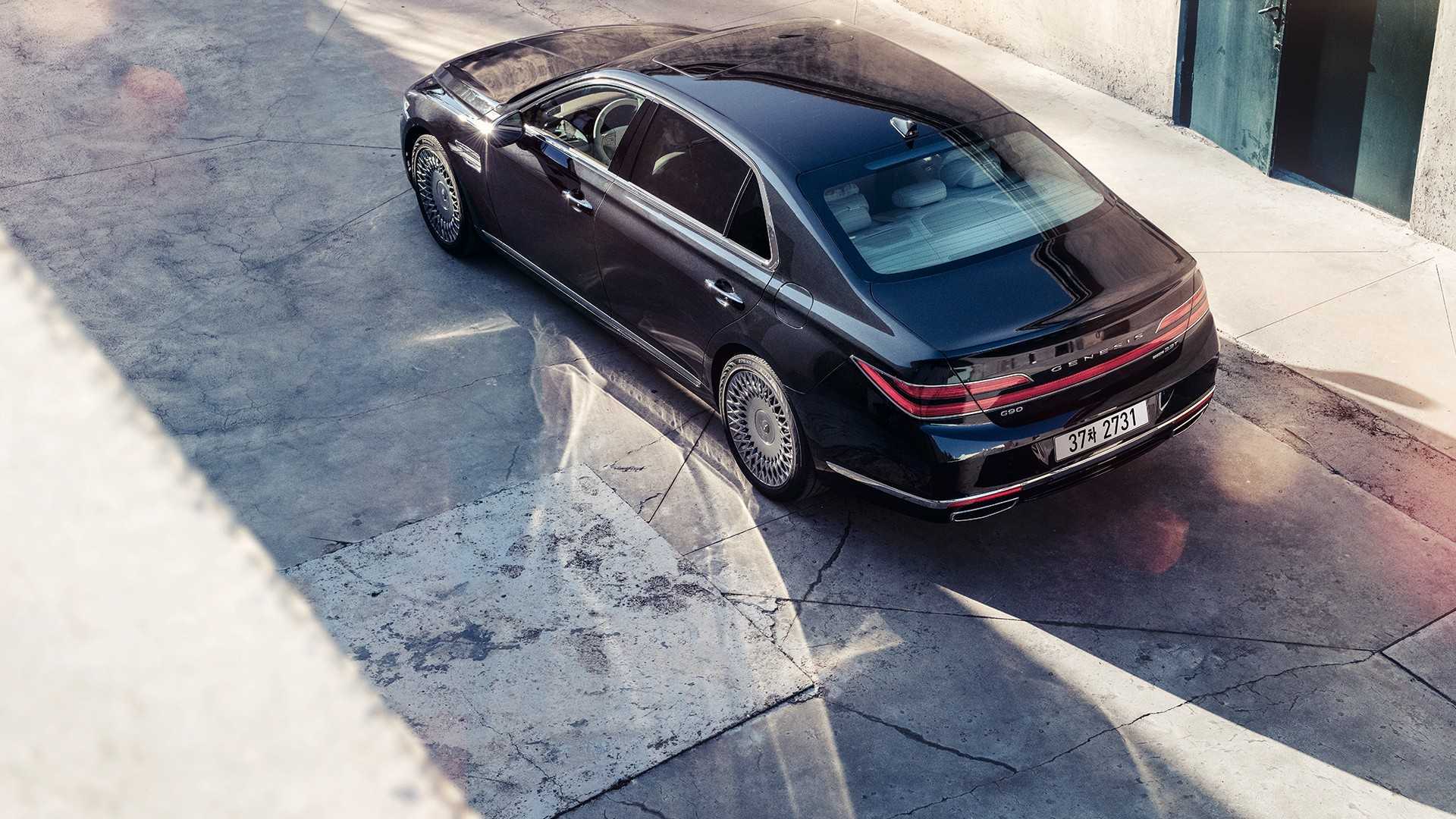 Genesis G90