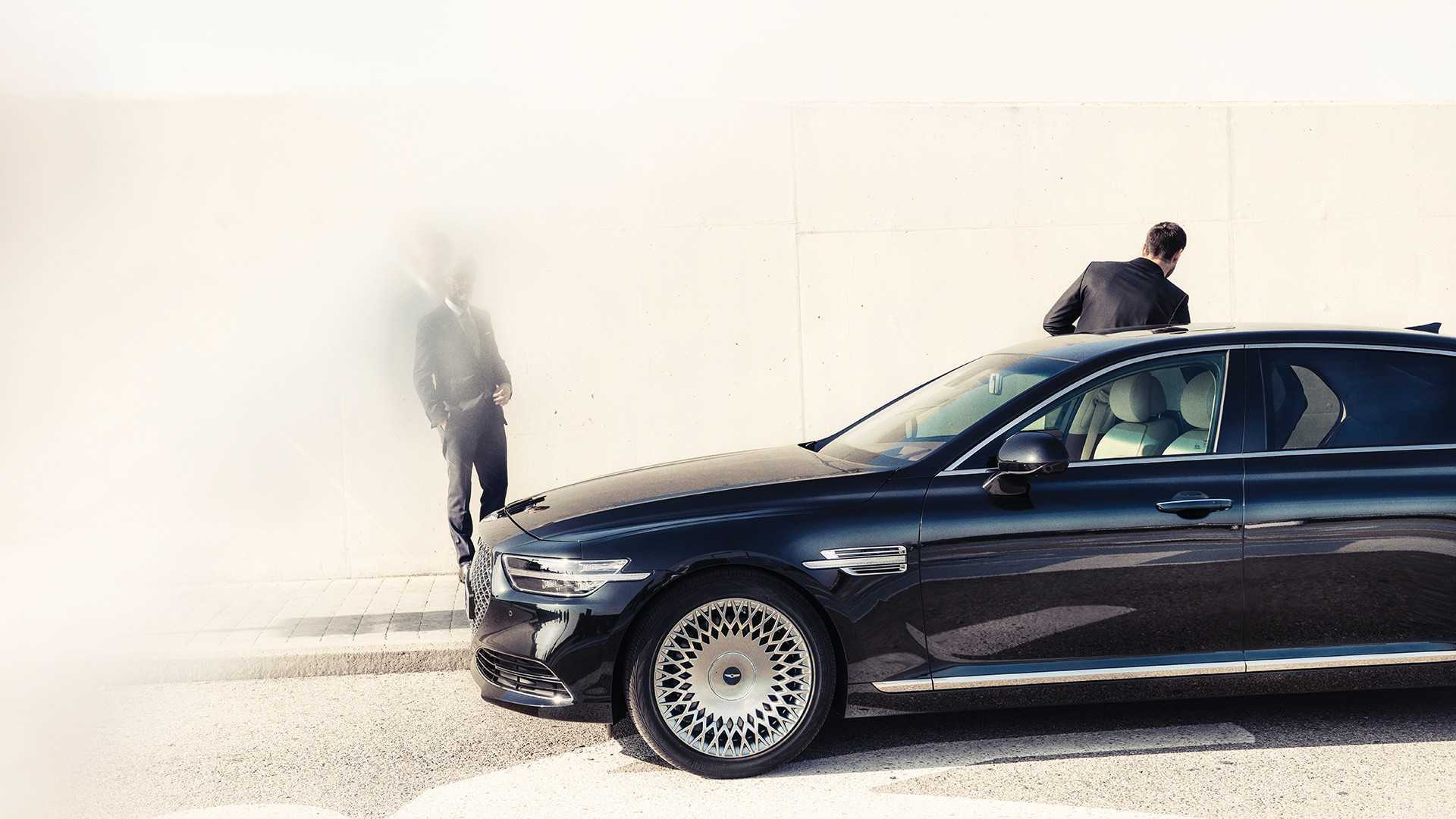 Genesis G90