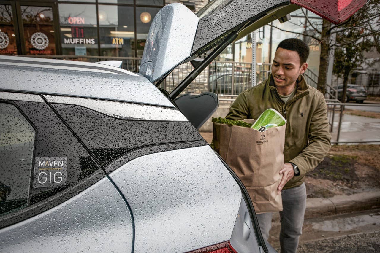 Mavenâs first all-electric fleet of shared vehicles for freelance driving launched in Austin, Texas. Maven Gig vehicles are available for flat weekly rates that include the car, unlimited miles, insurance (minus deductibles) and maintenance.