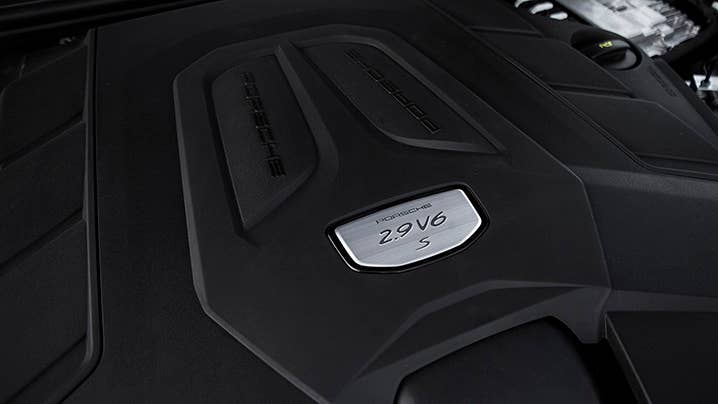2019 Porsche Cayenne S