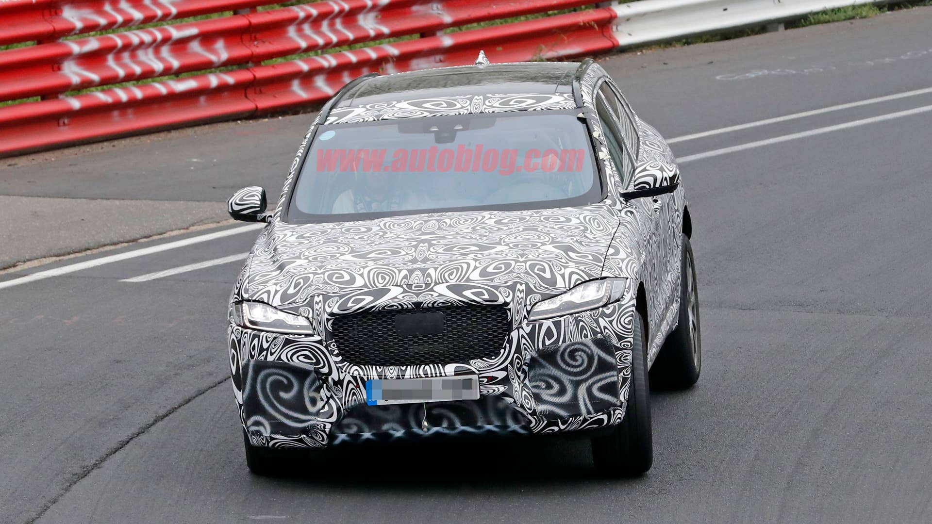 2019 Jaguar F-Pace R front