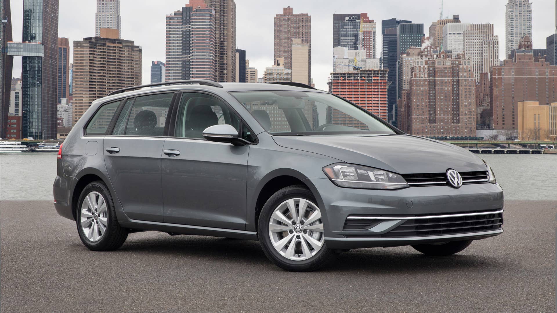 2018 Volkswagen Golf SportWagen