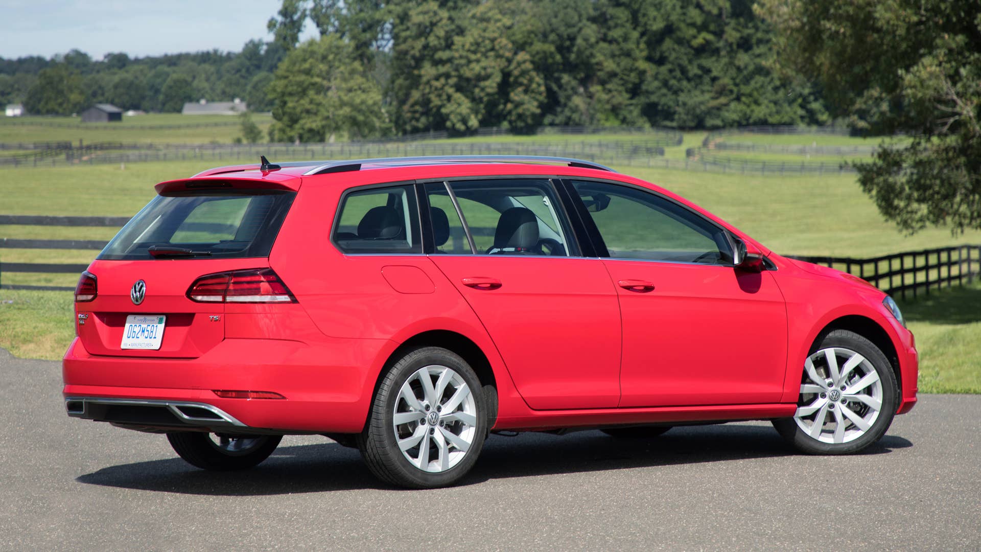 2018 Volkswagen Golf SportWagen