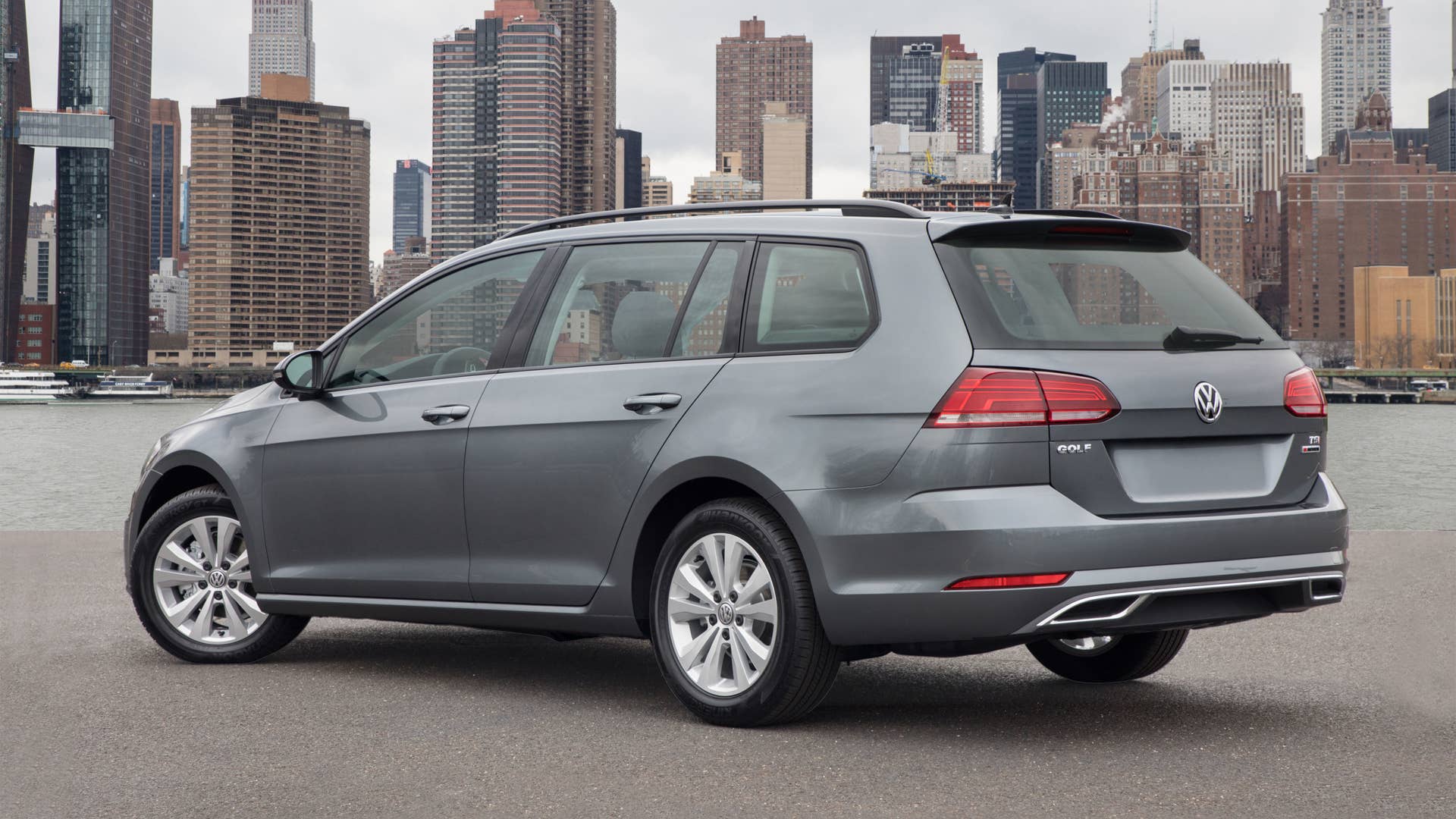 2018 Volkswagen Golf SportWagen