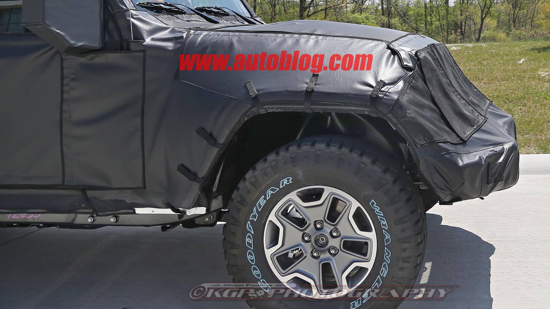 2018 jeep wrangler unlimited spy photo wheel