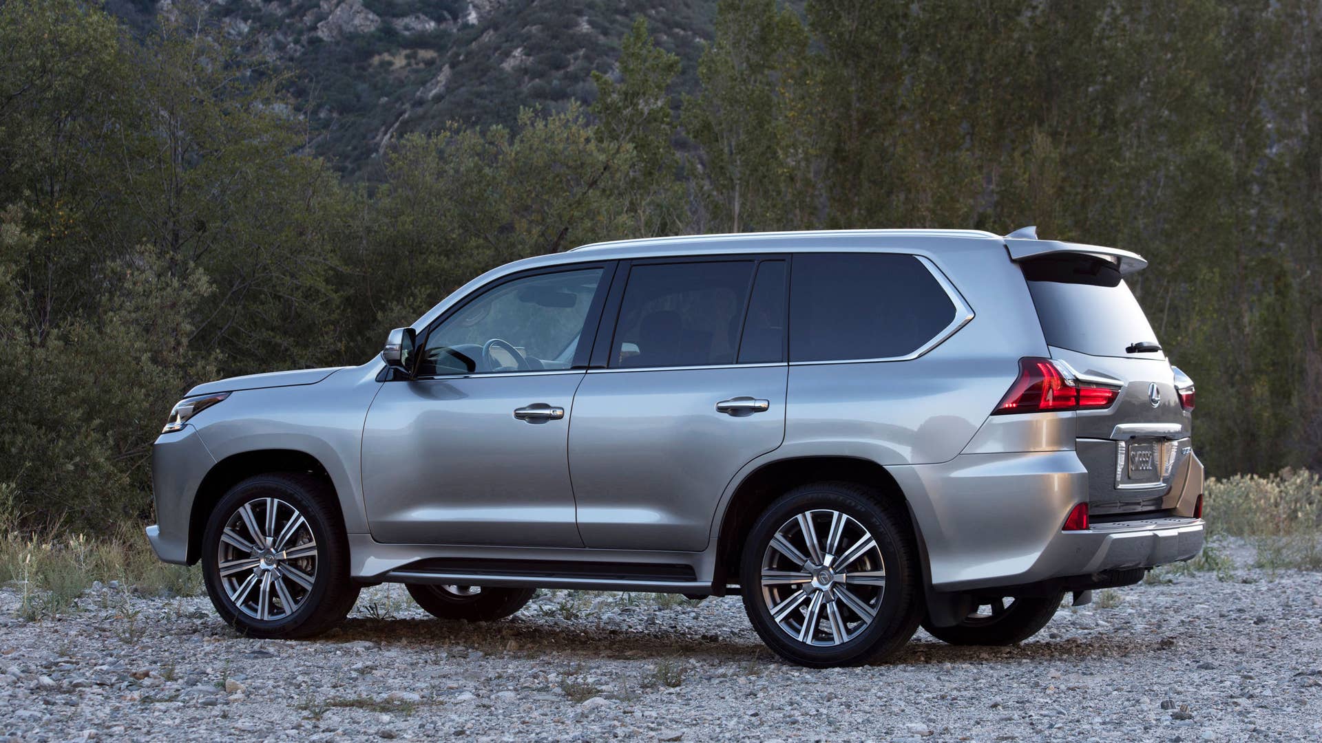 2019 Lexus LX 570
