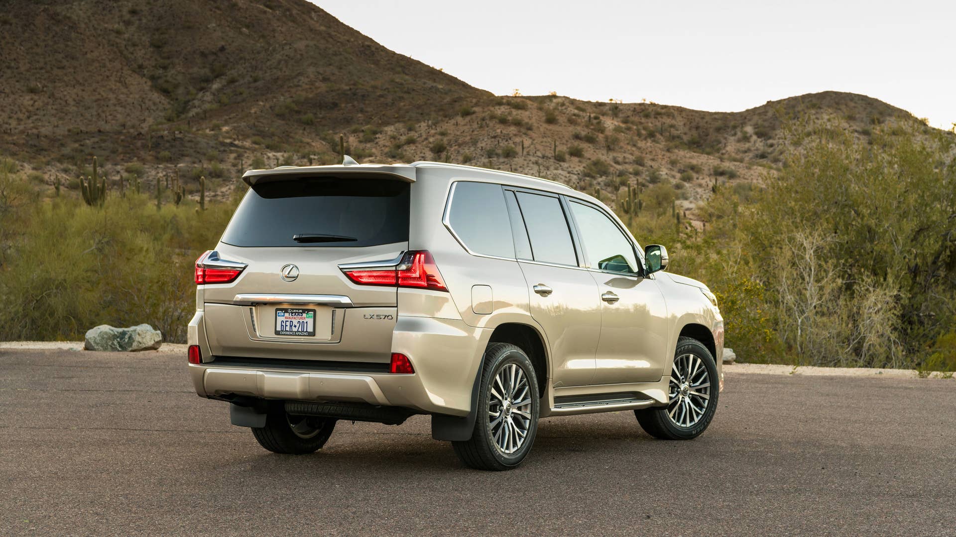 2019 Lexus LX 570