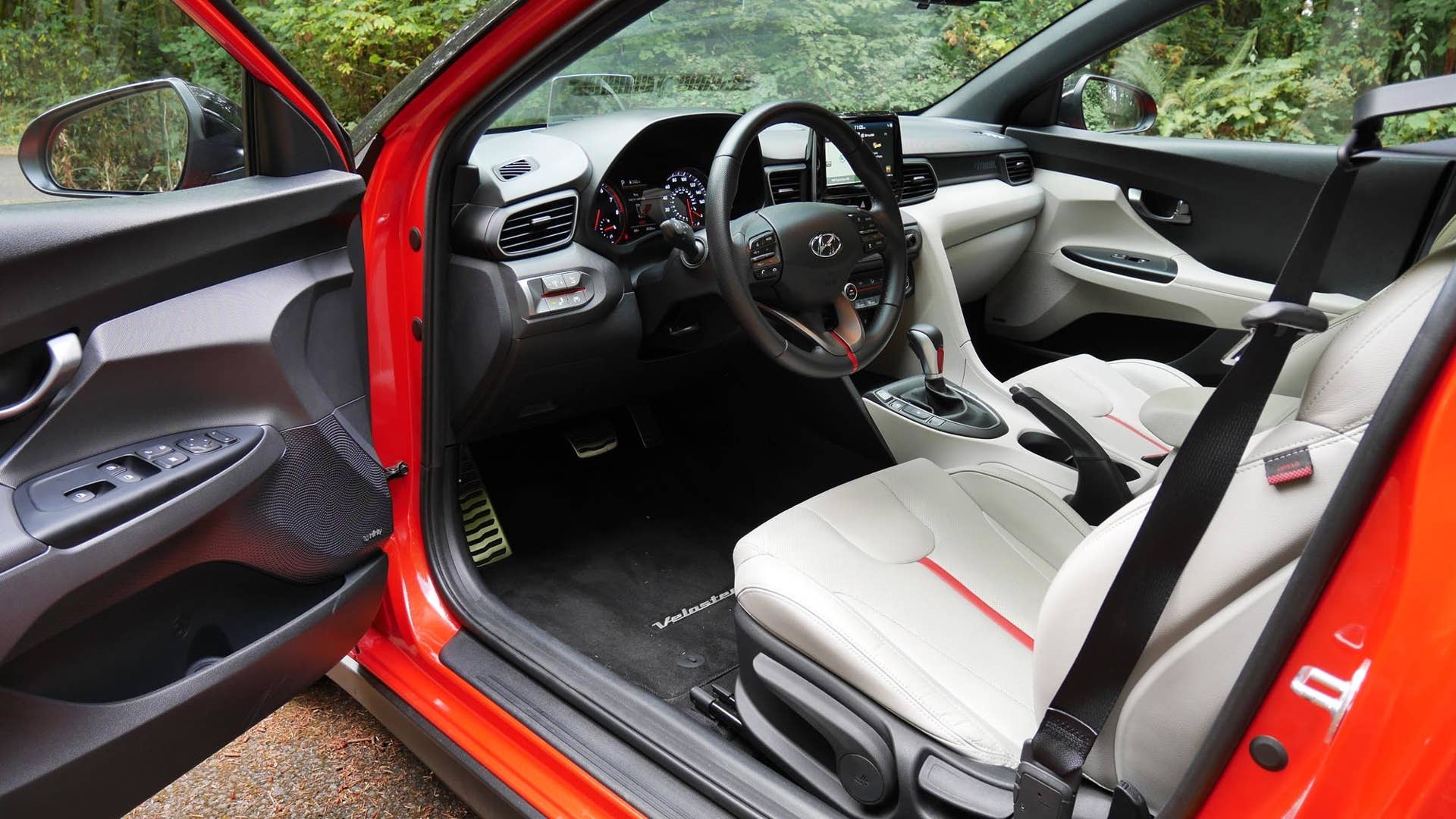 2019 Hyundai Veloster Turbo
