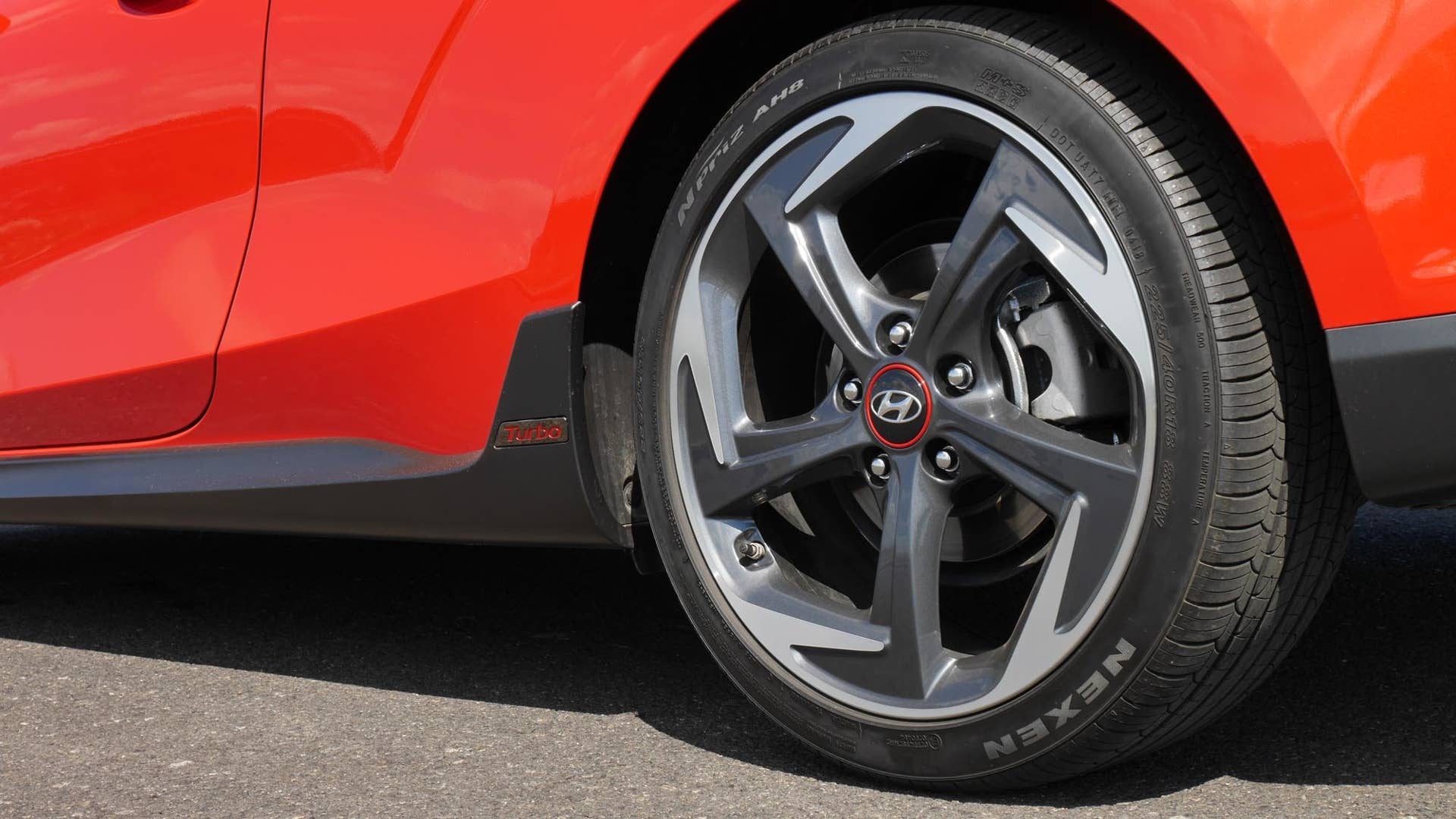 2019 Hyundai Veloster Turbo
