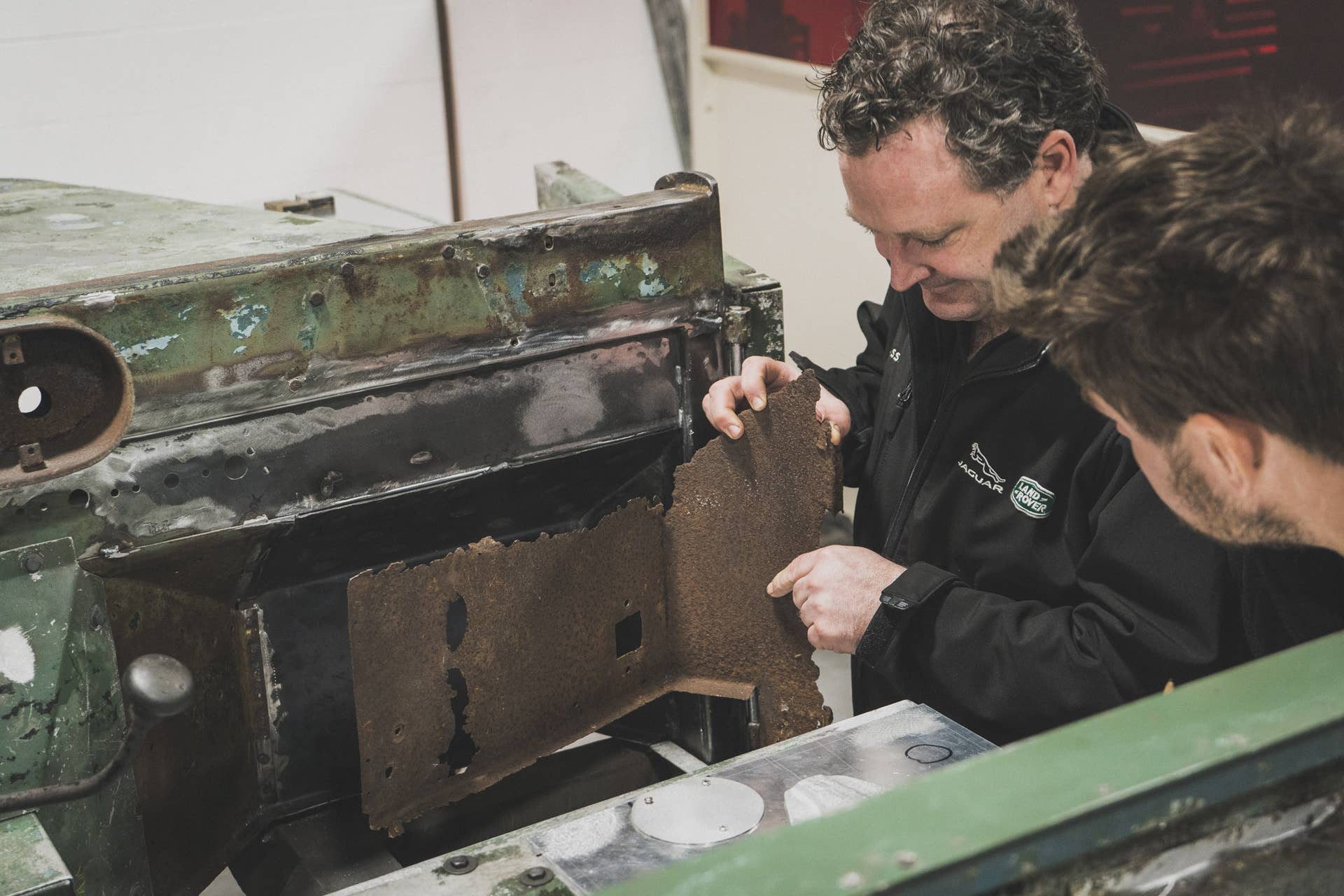 Jue Ranger Original Land Rover launched in 1948 hits the road and mud again - Autoblog