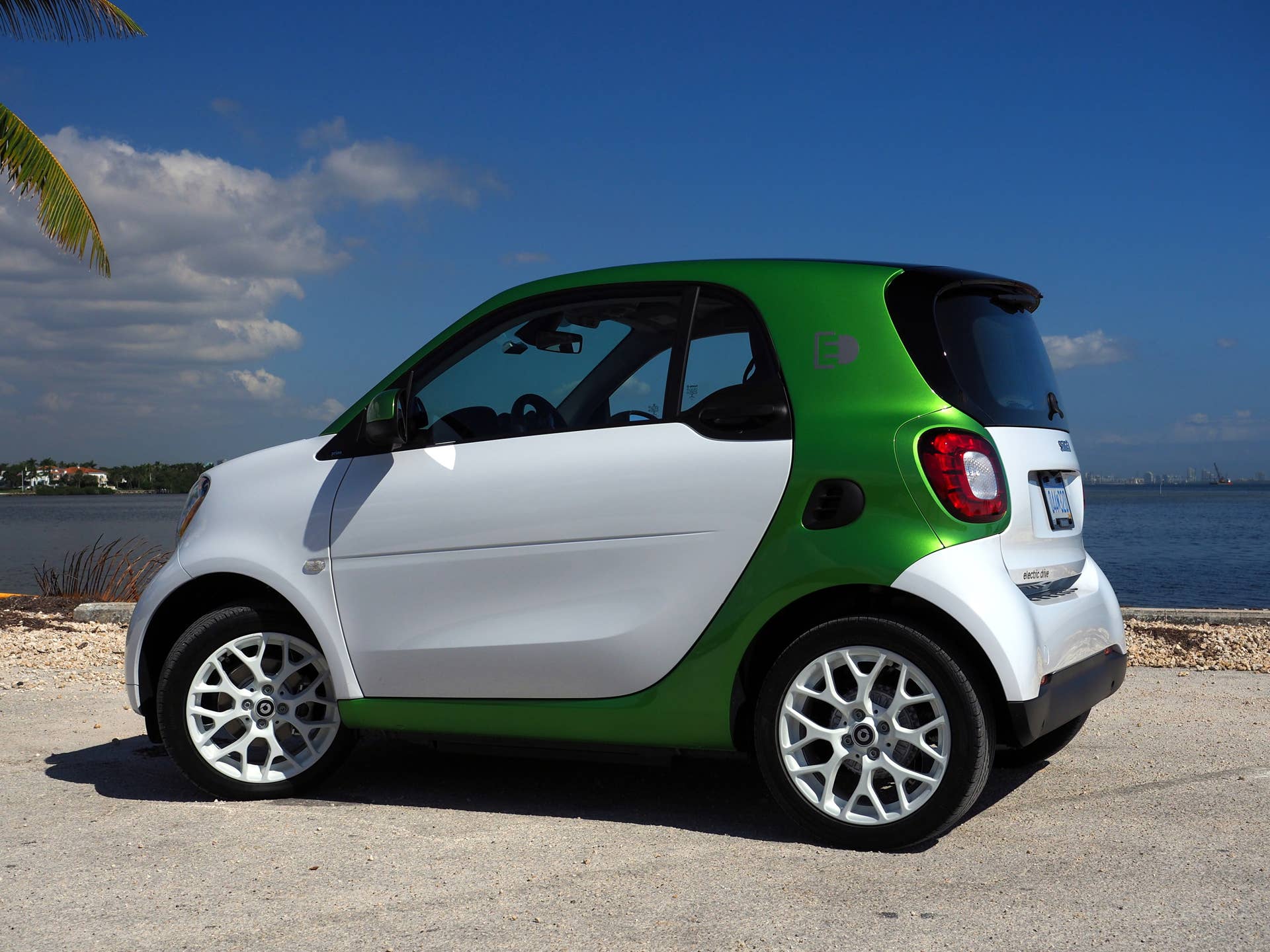 New Smart Fortwo Electric Drive