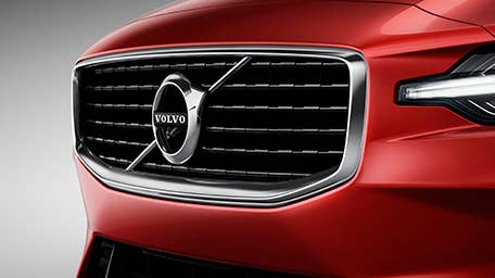 2019 Volvo S60 R-Design