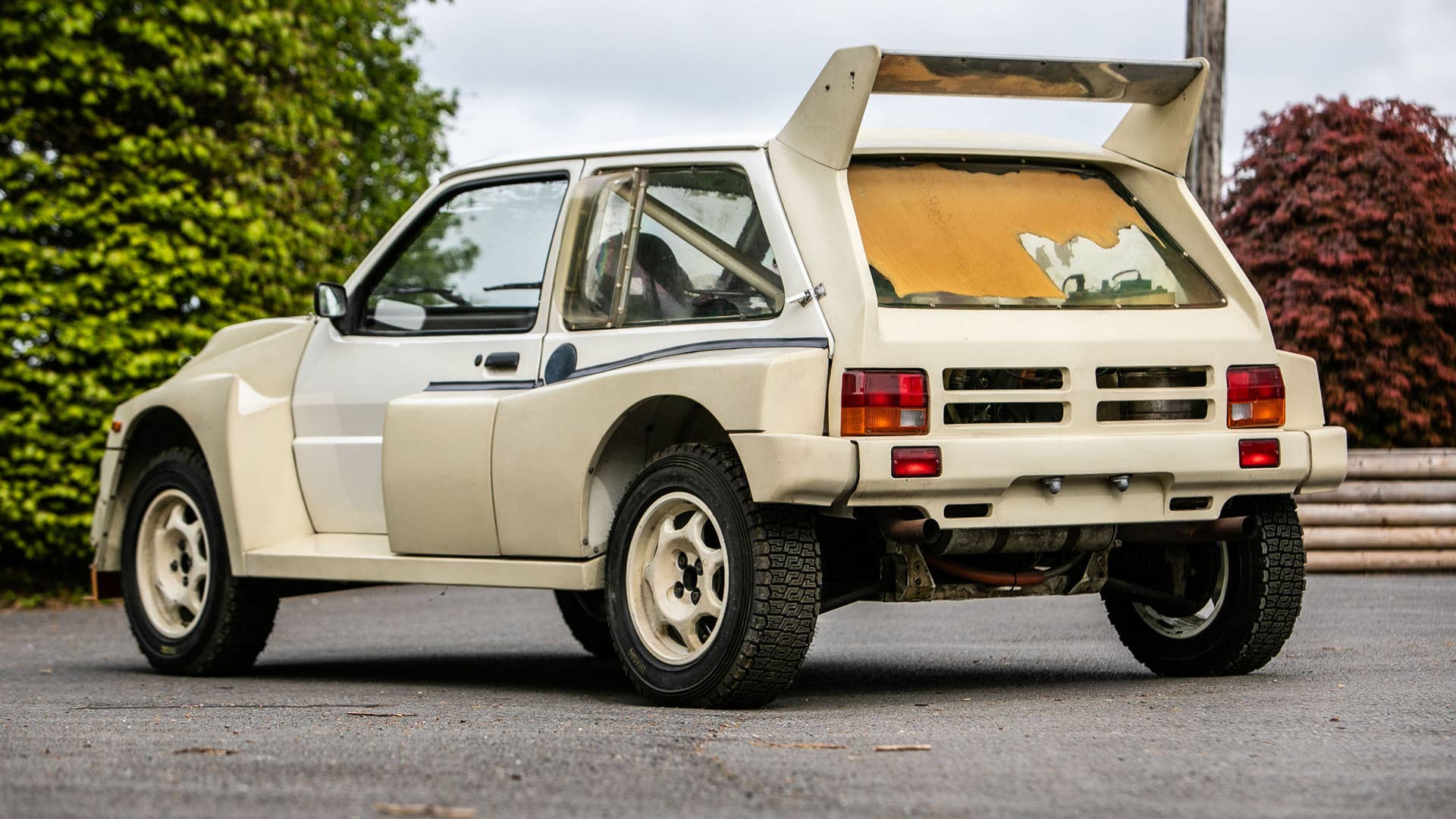 Group B Metro 6R4