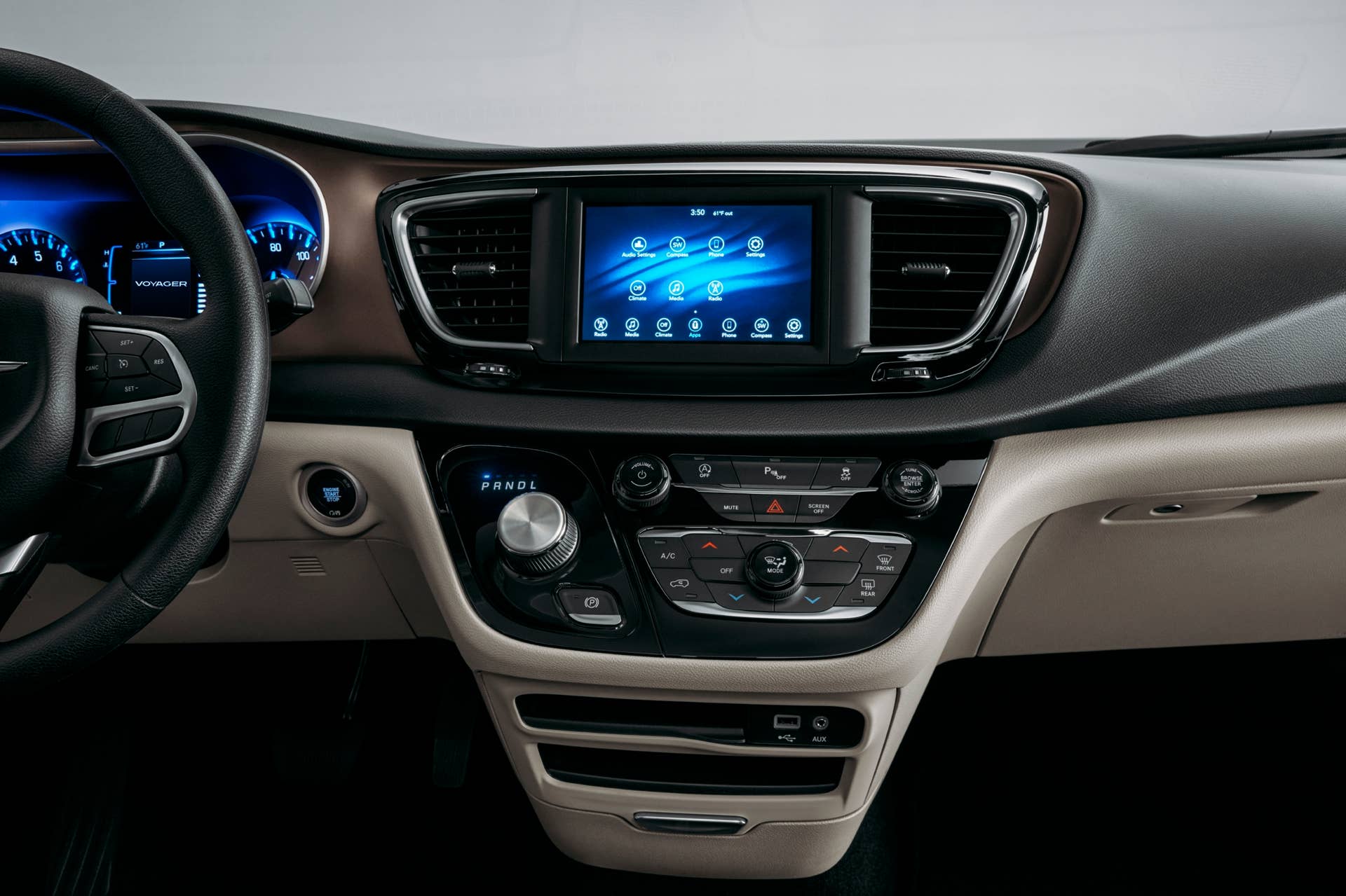 2020 Chrysler Voyager