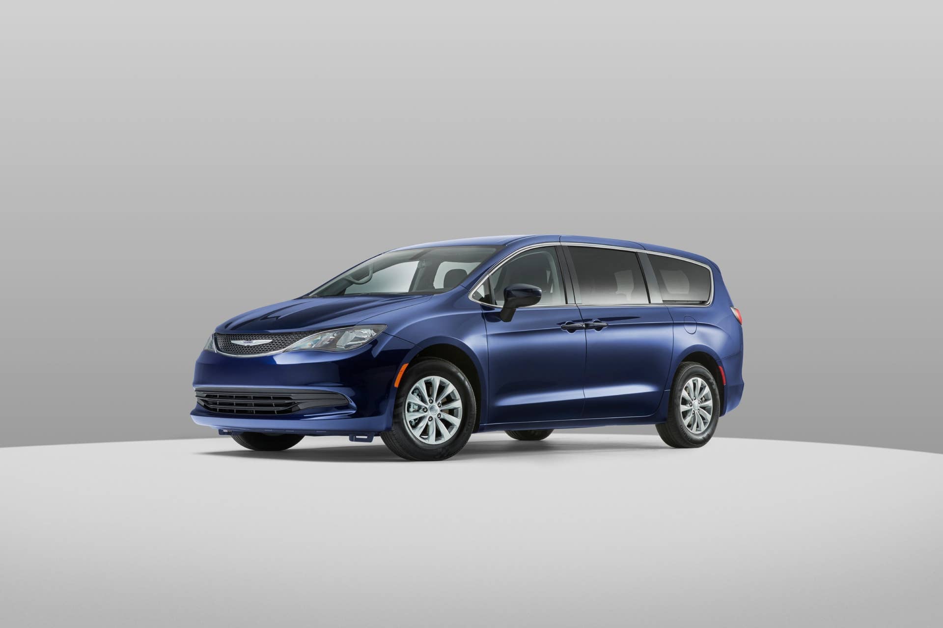 2020 Chrysler Voyager