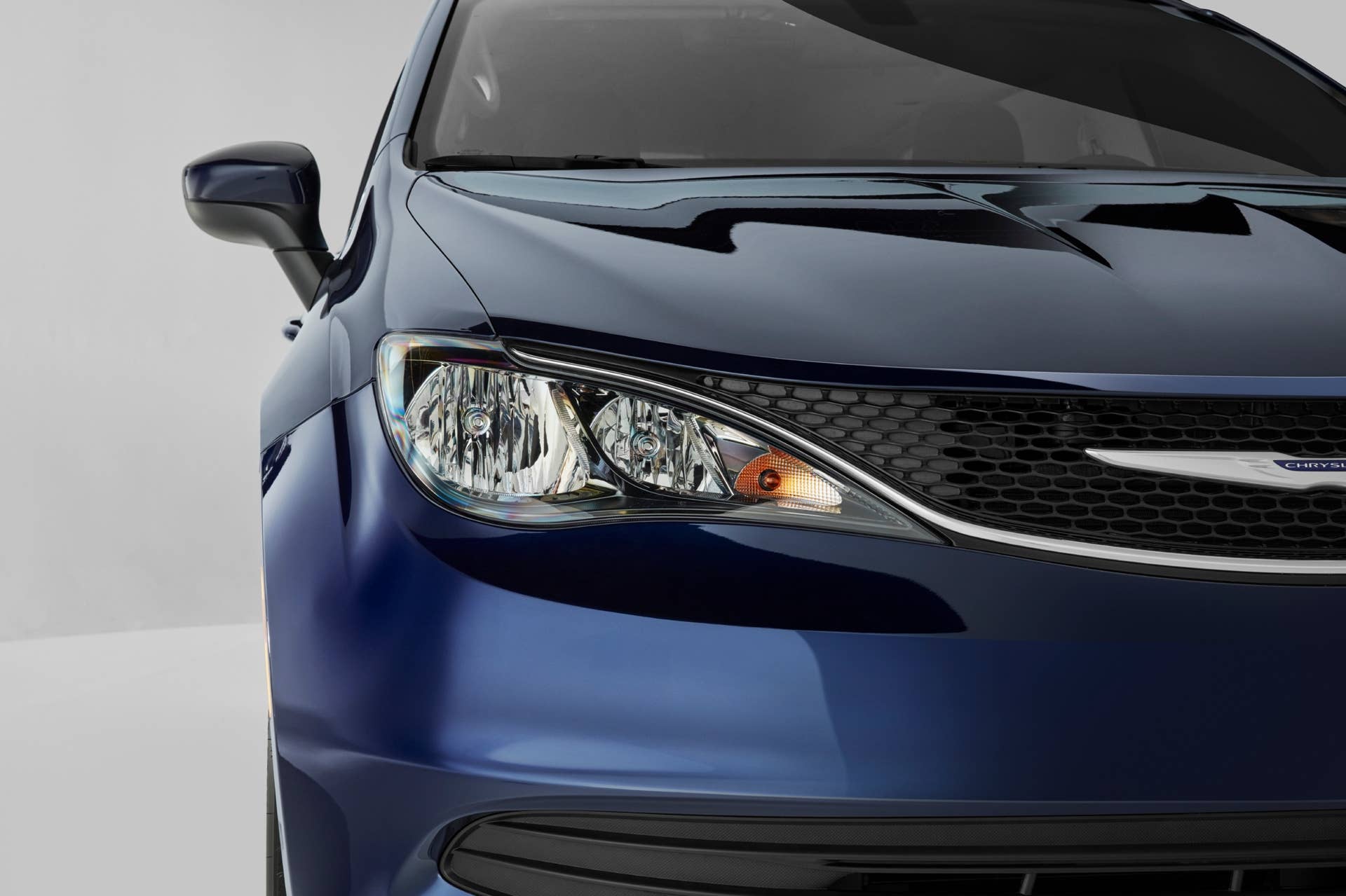 2020 Chrysler Voyager