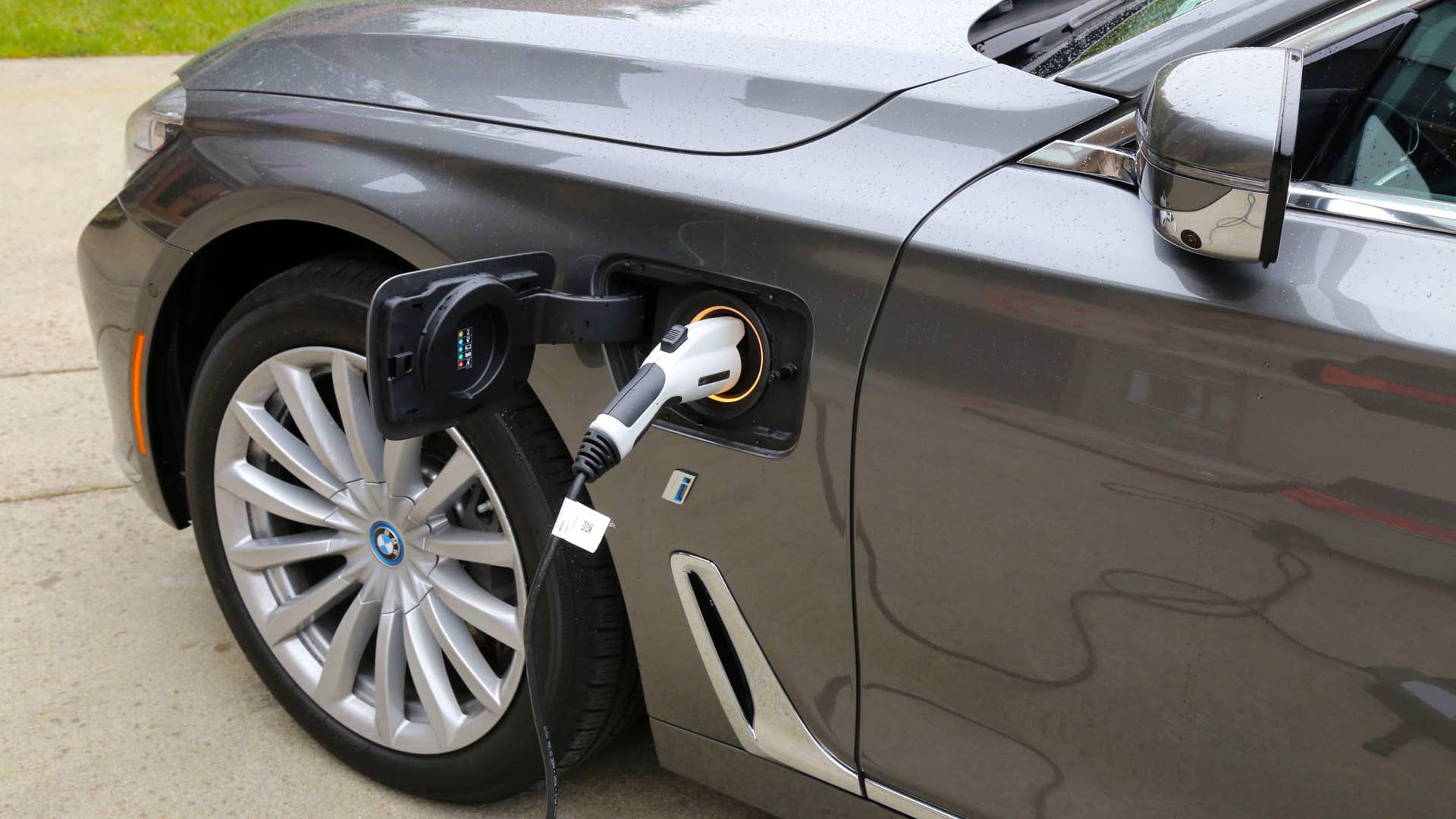 BMW 740e xDrive iPerformance