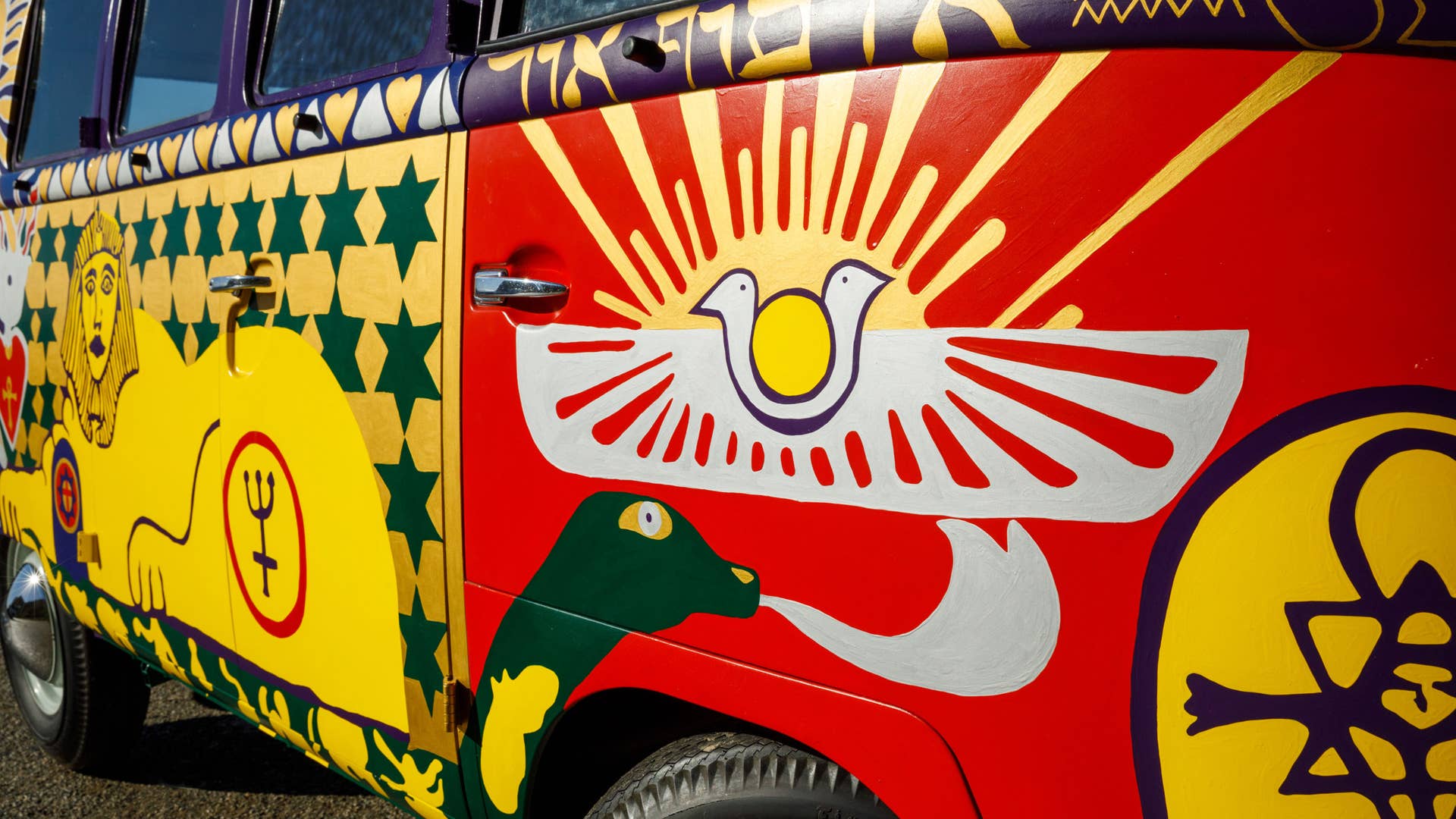 Volkswagen 'Light' bus