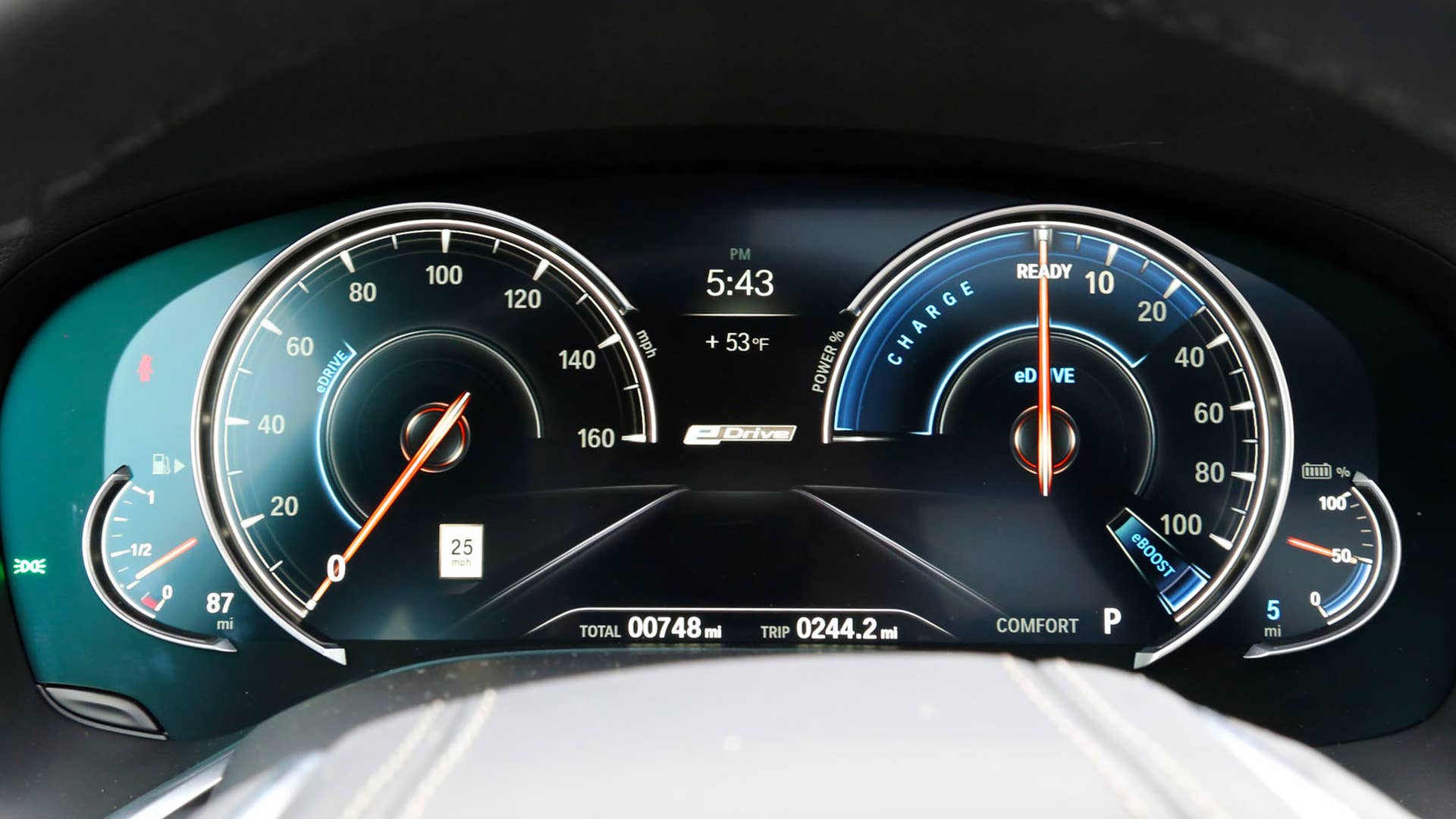 BMW 740e xDrive iPerformance