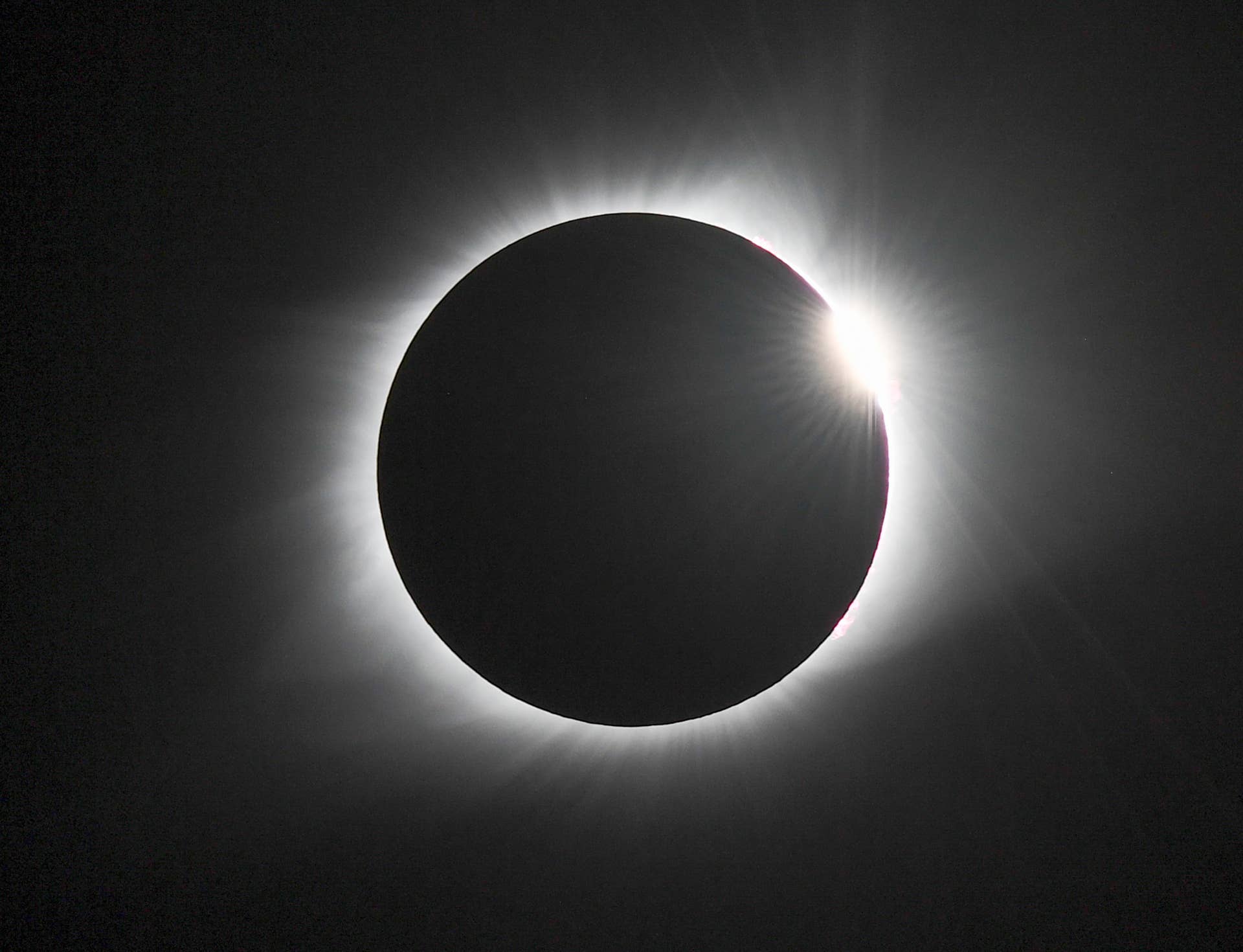 HOPKINSVILLE, KY - AUGUST 21: Total eclipse of the sun at the location of the longest duration of 2 minutes and 40 seconds in Hopkinsville, KY. (Photo by Jonathan Newton / The Washington Post via Getty Images)