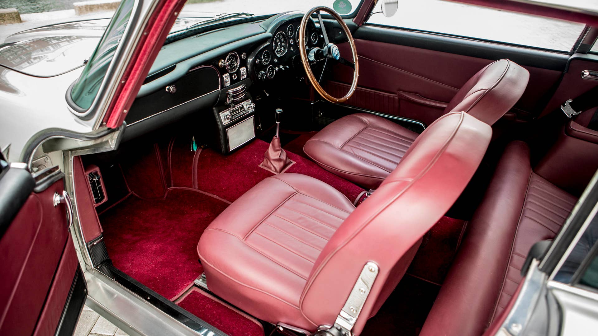 1964 Aston Martin DB5 owned by Paul McCartney