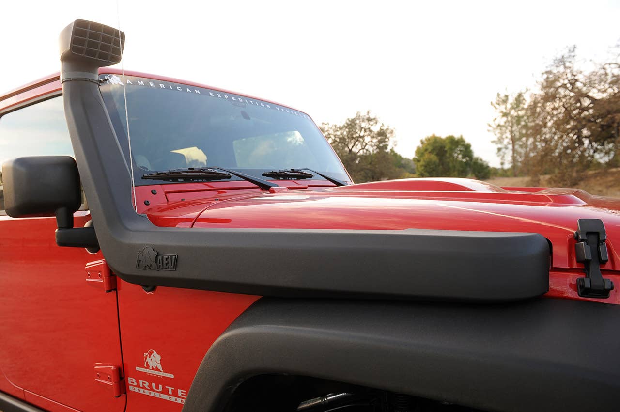 2013 AEV Brute Double Cab snorkle