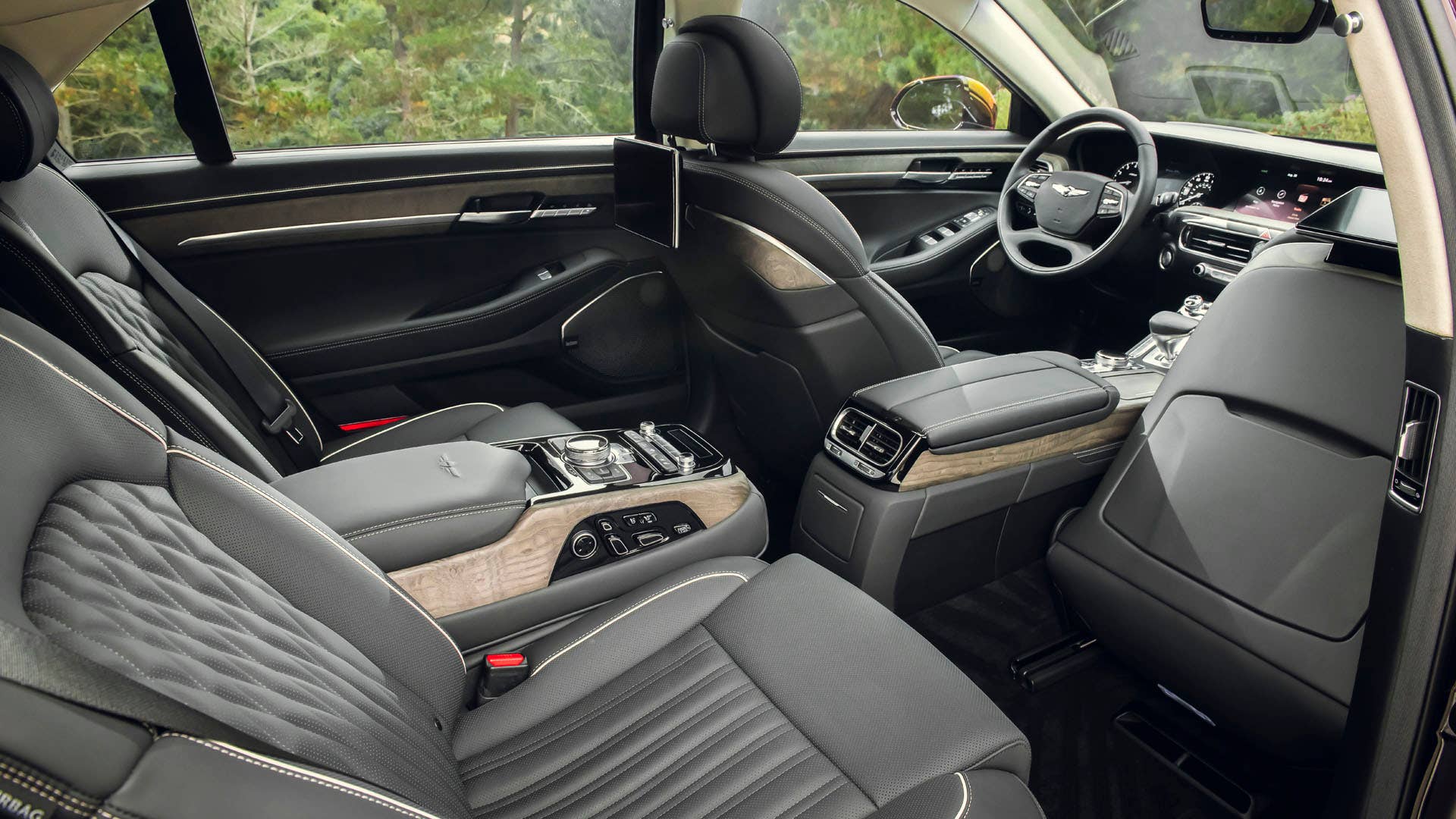 Genesis G90 Photo: James Lipman