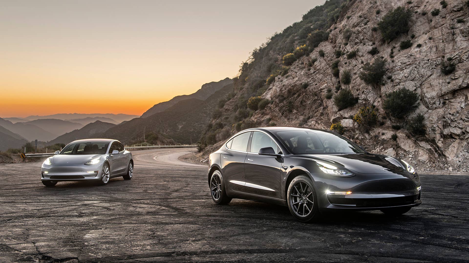 Certain European Tesla Model 3s received an over-the-air update with an emergency braking brake light sequence.