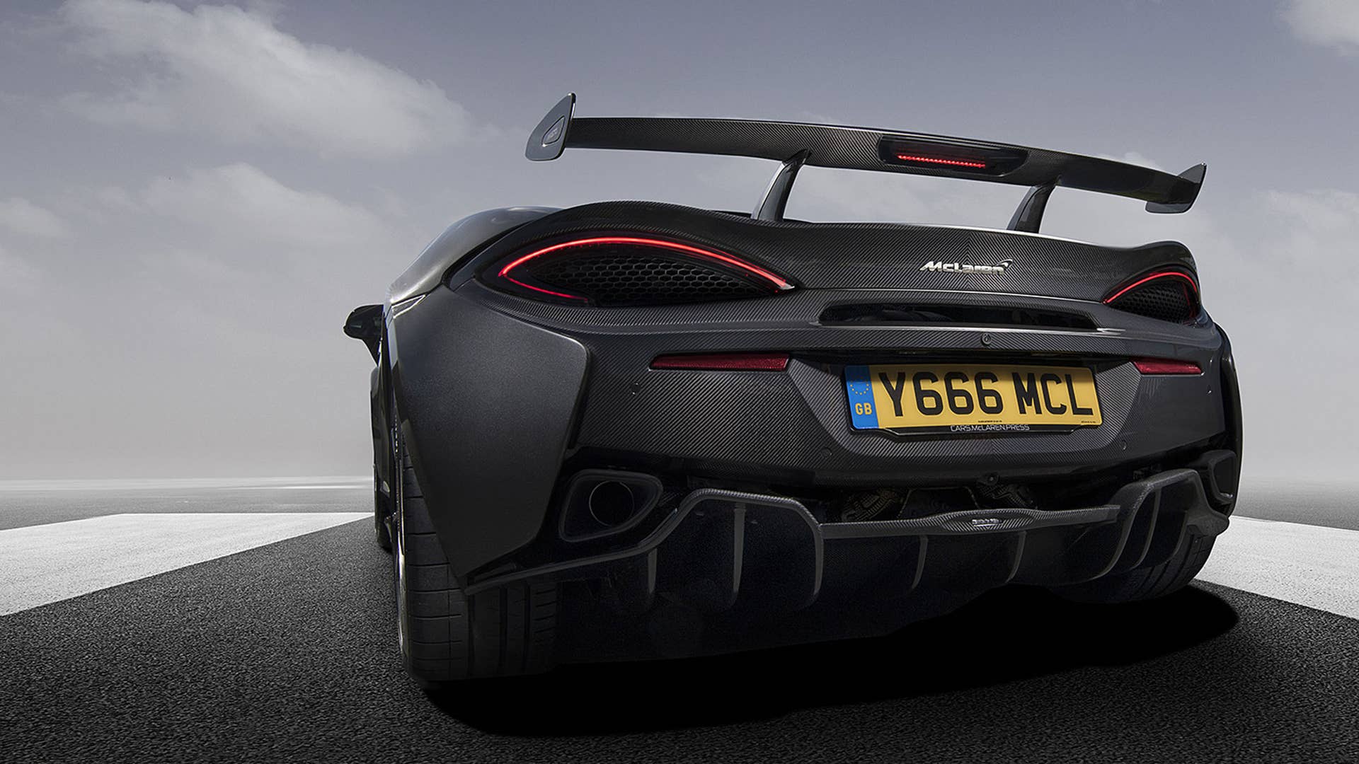MSO Defined High Downforce Kit