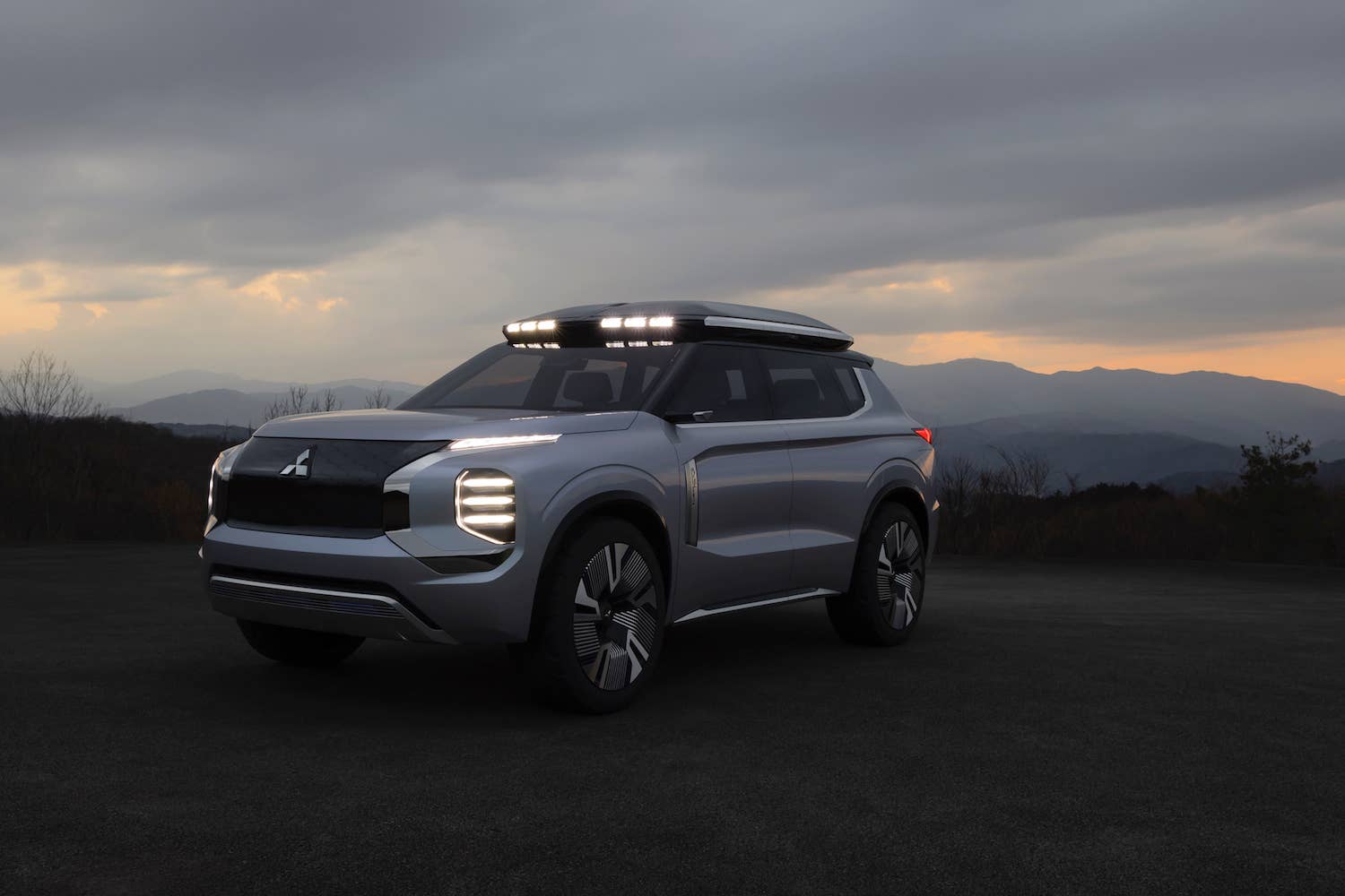 Mitsubishi Engelberg Tourer concept