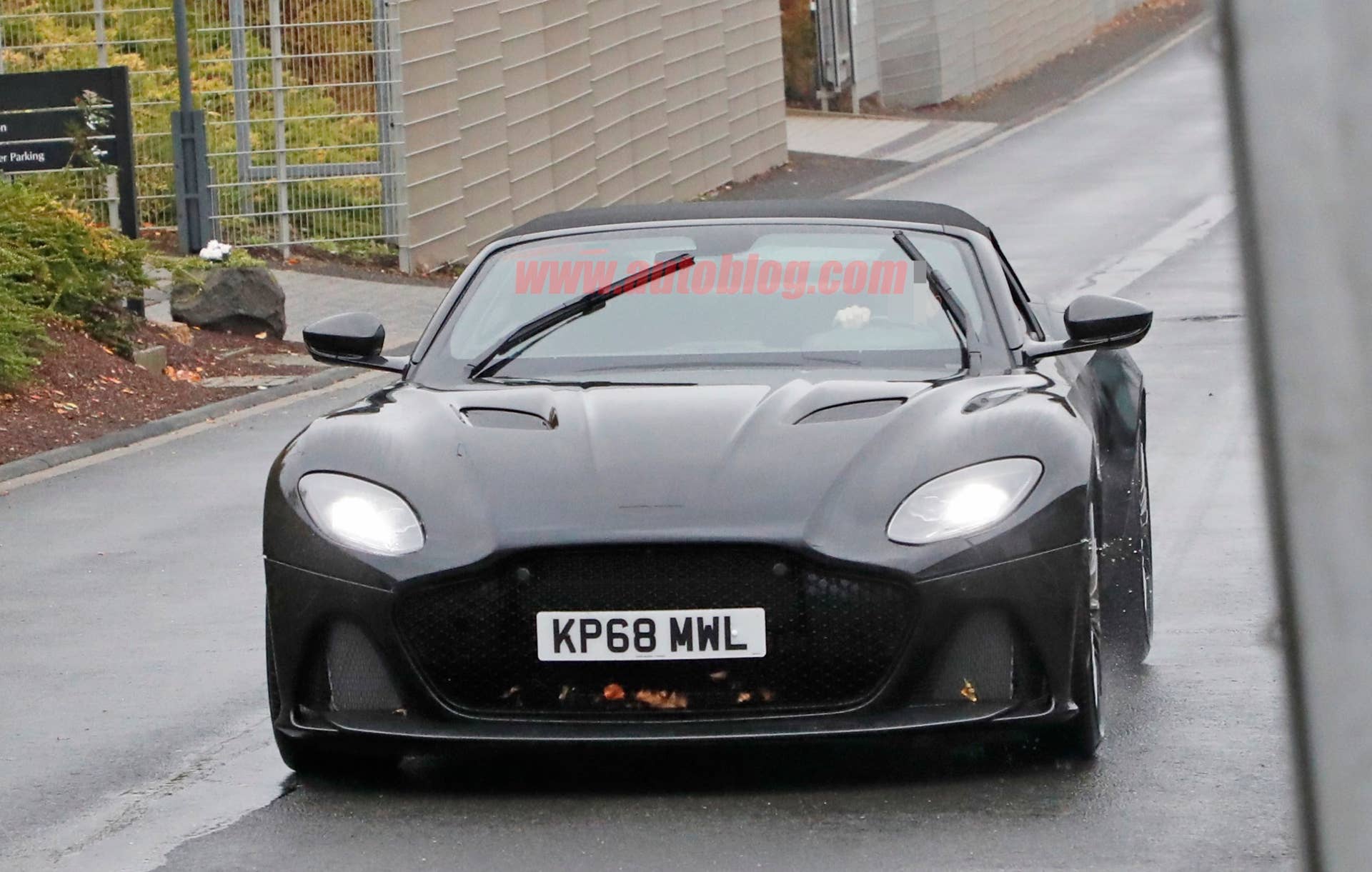 Aston Martin DBS Superleggera Volante prototype