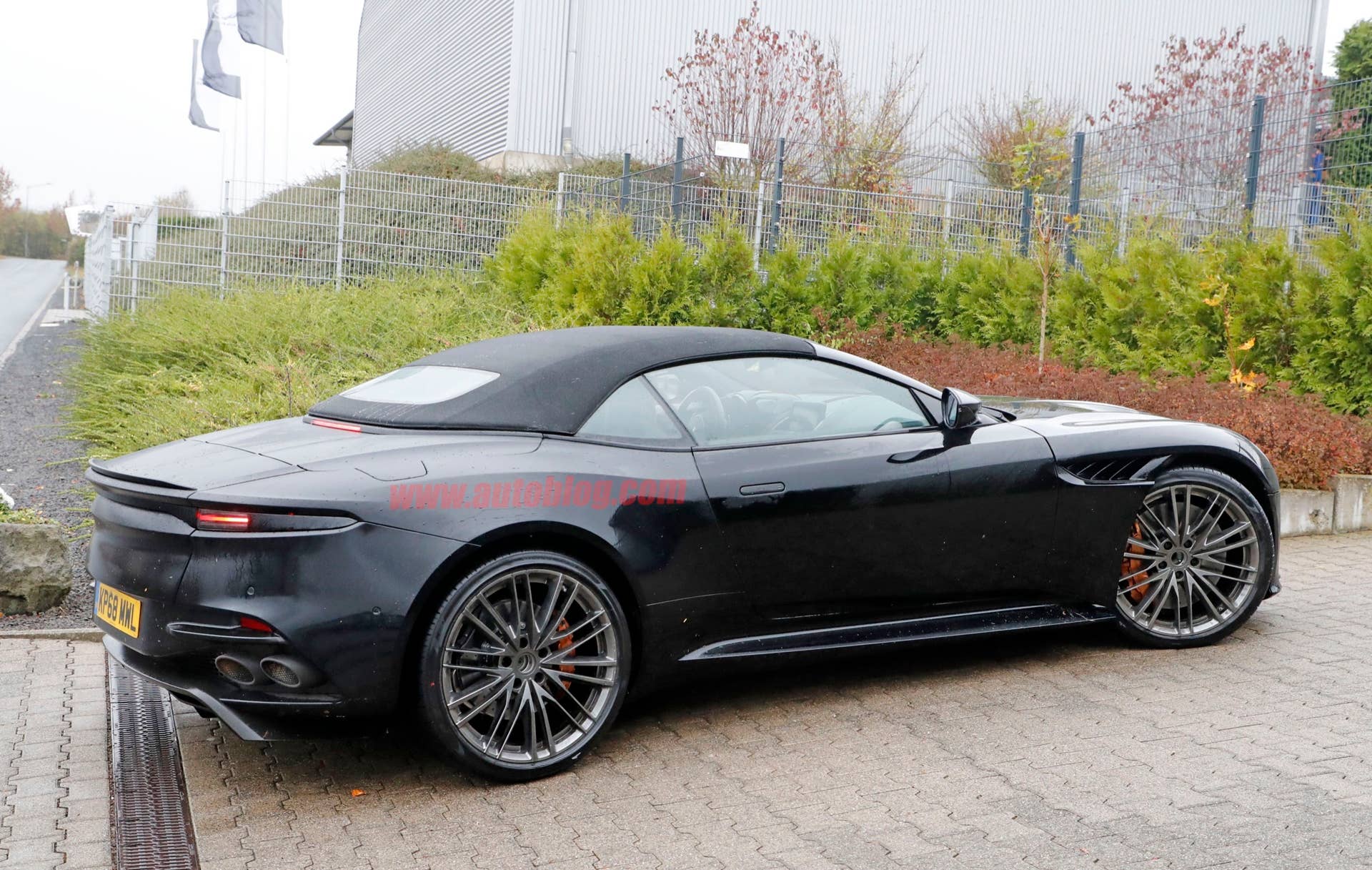 Aston Martin DBS Superleggera Volante prototype
