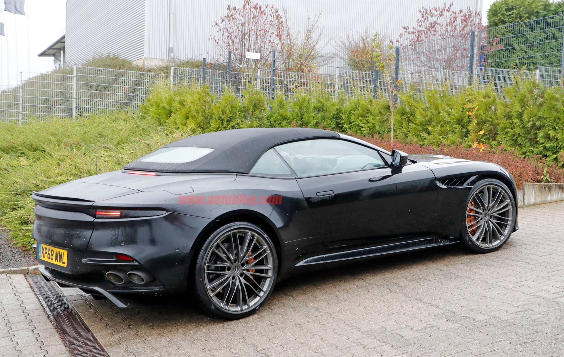 Aston Martin DBS Superleggera Volante prototype