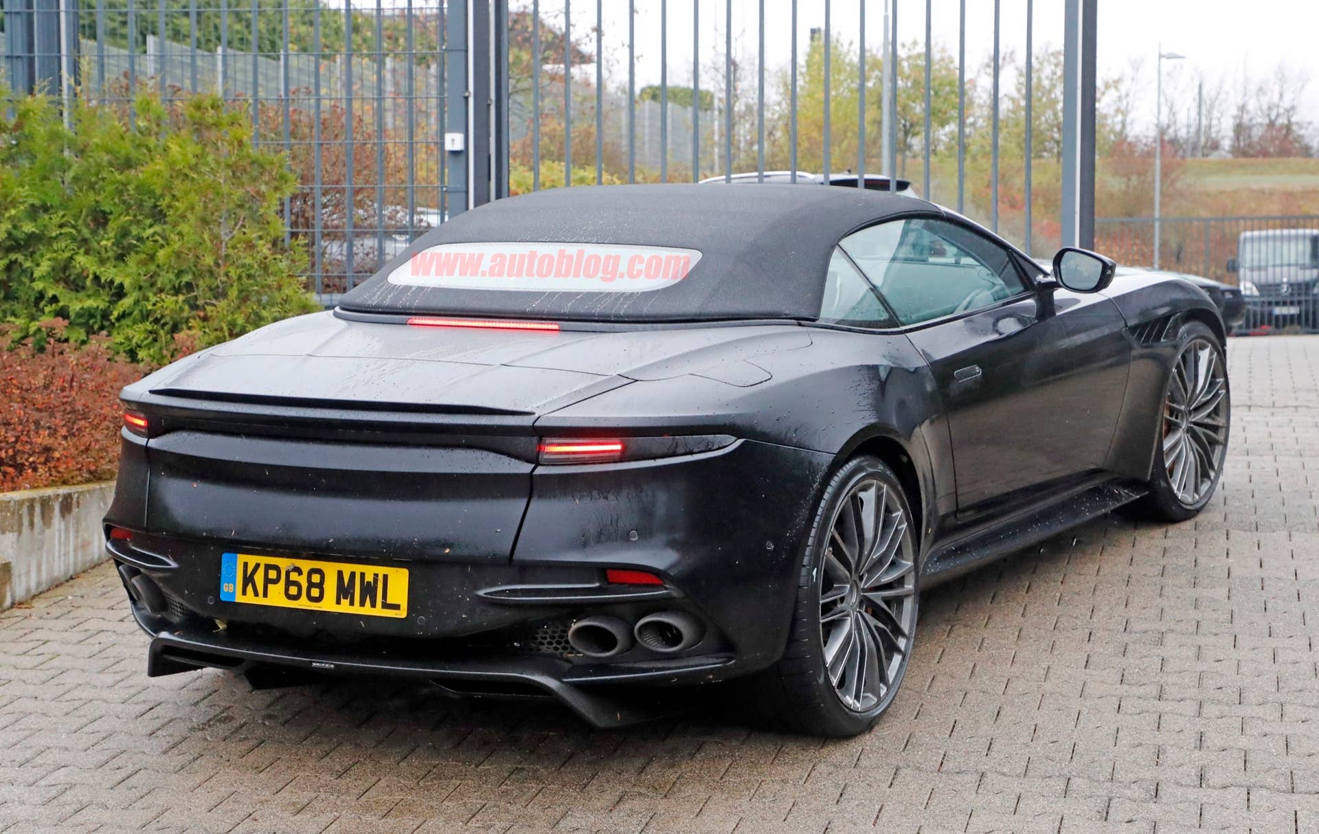 Aston Martin DBS Superleggera Volante prototype