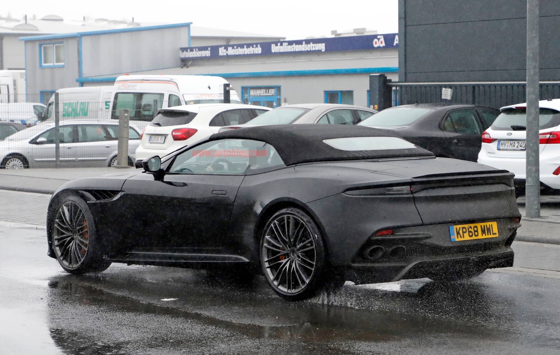 Aston Martin DBS Superleggera Volante prototype