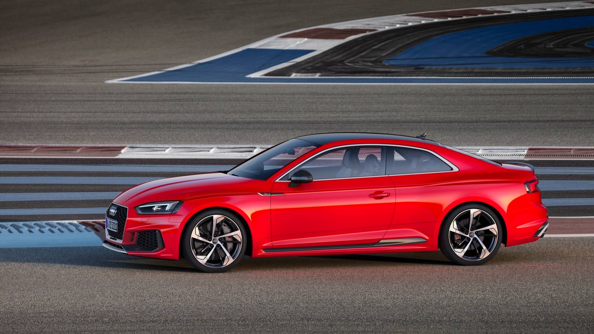 Audi RS 5 coupe