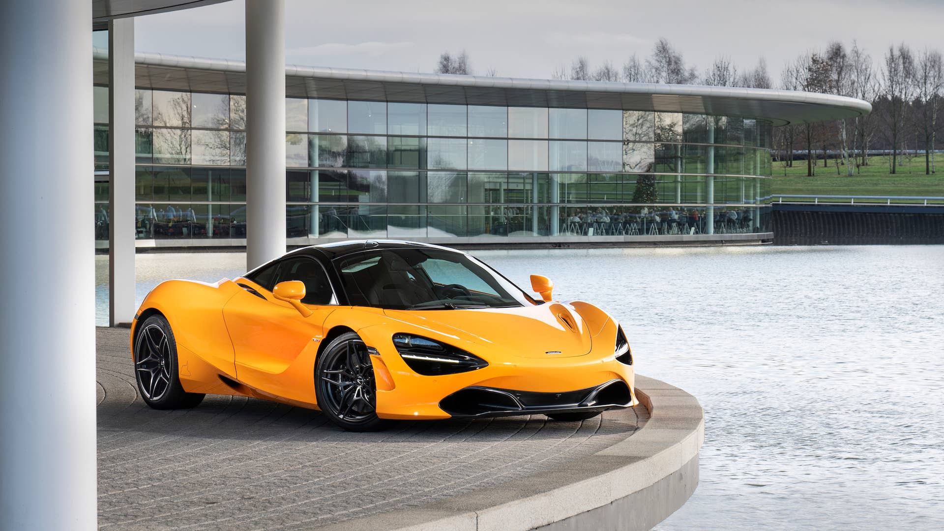 McLaren 720S Spa 68