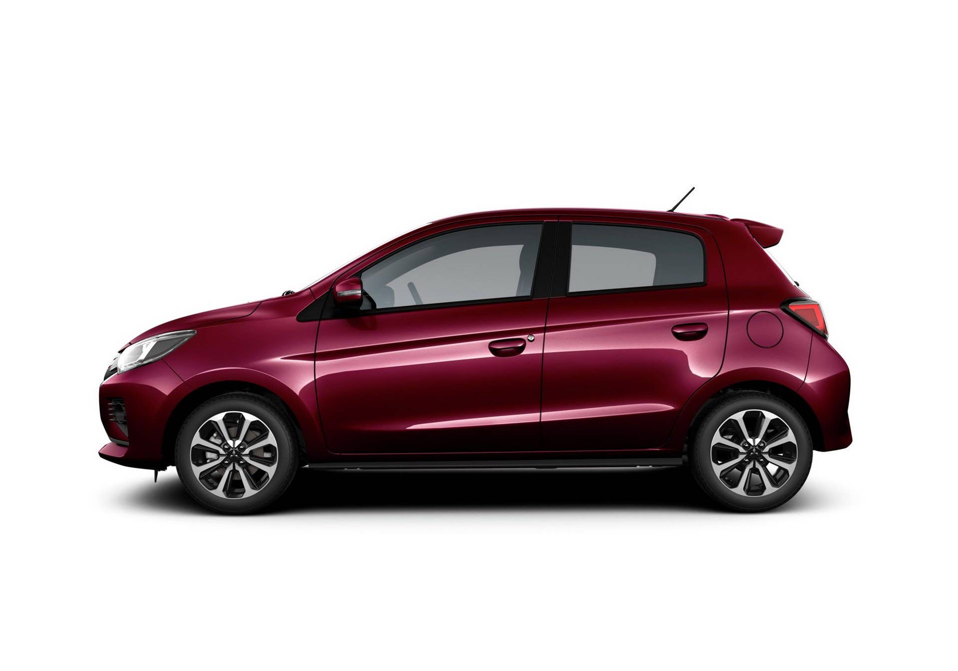 The refreshed Mitsubishi Mirage hatch and Attrage/G4 sedan get new front and rear fasias, interior upgrades, and new wheels.