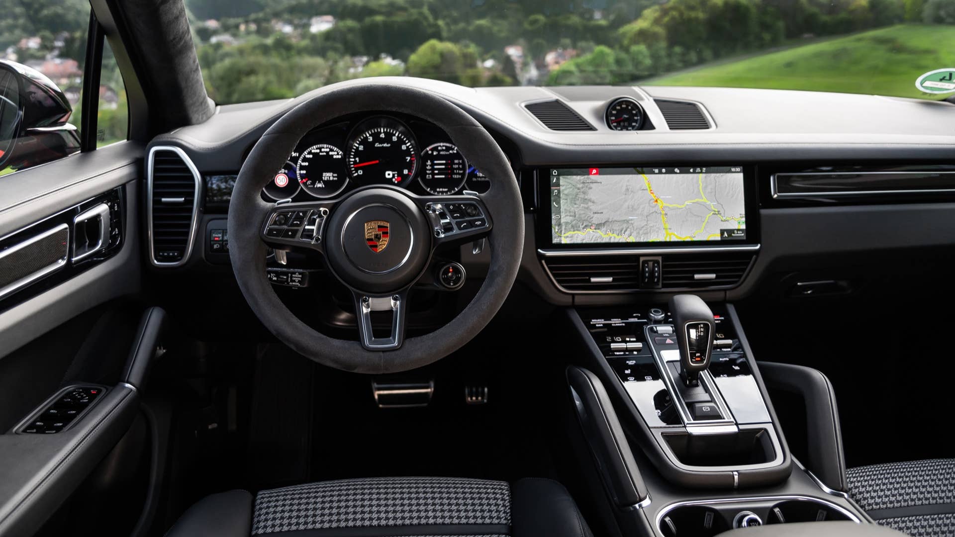 2020 Porsche Cayenne Coupe
