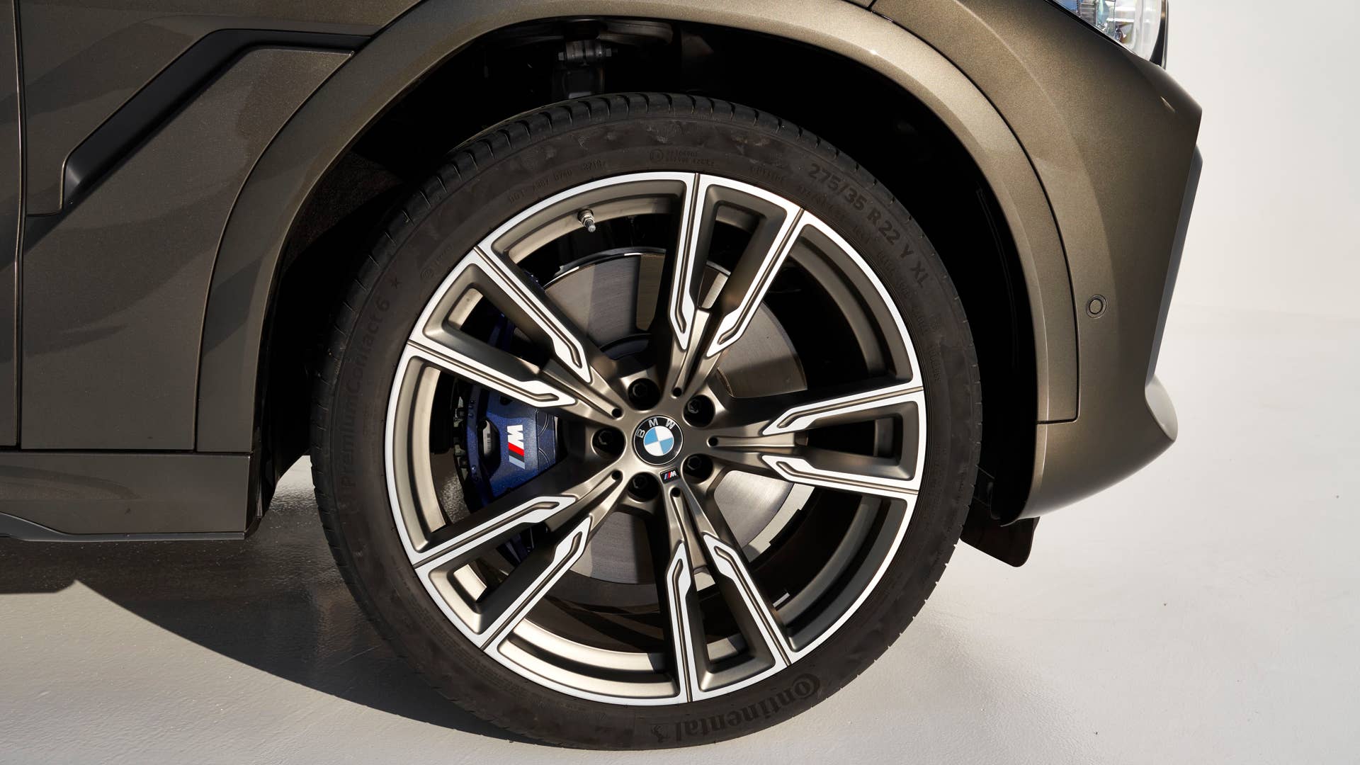 2020 BMW X6 M50i wheel