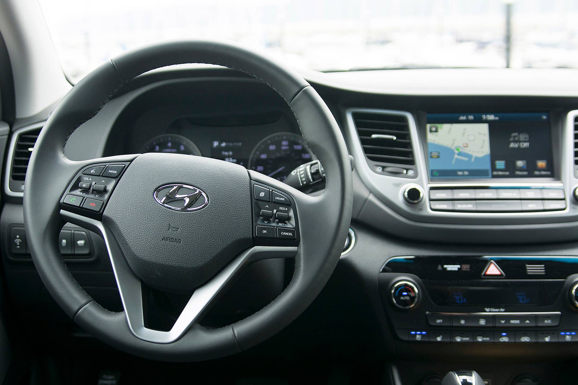 2016 Hyundai Tucson interior
