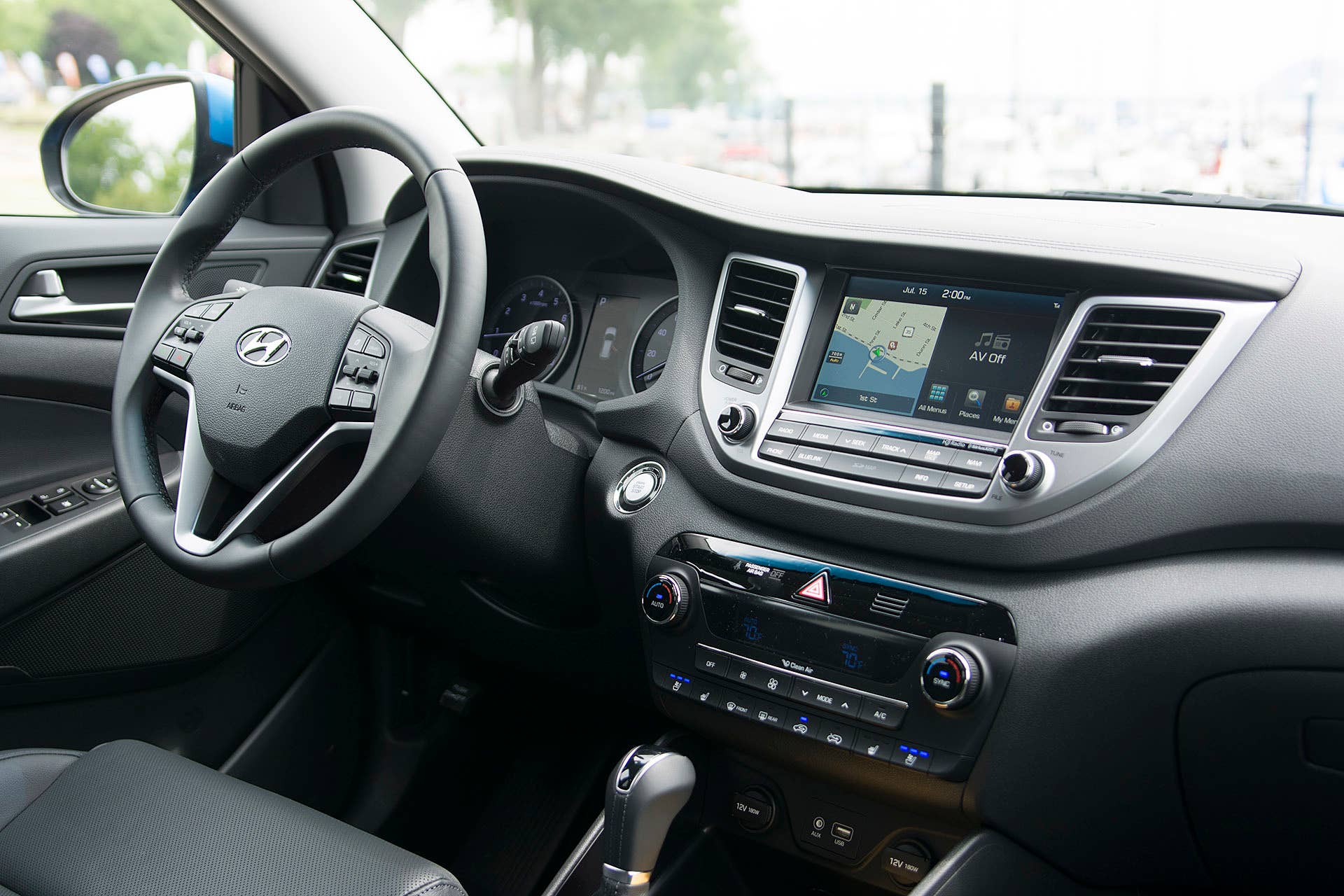 2016 Hyundai Tucson interior