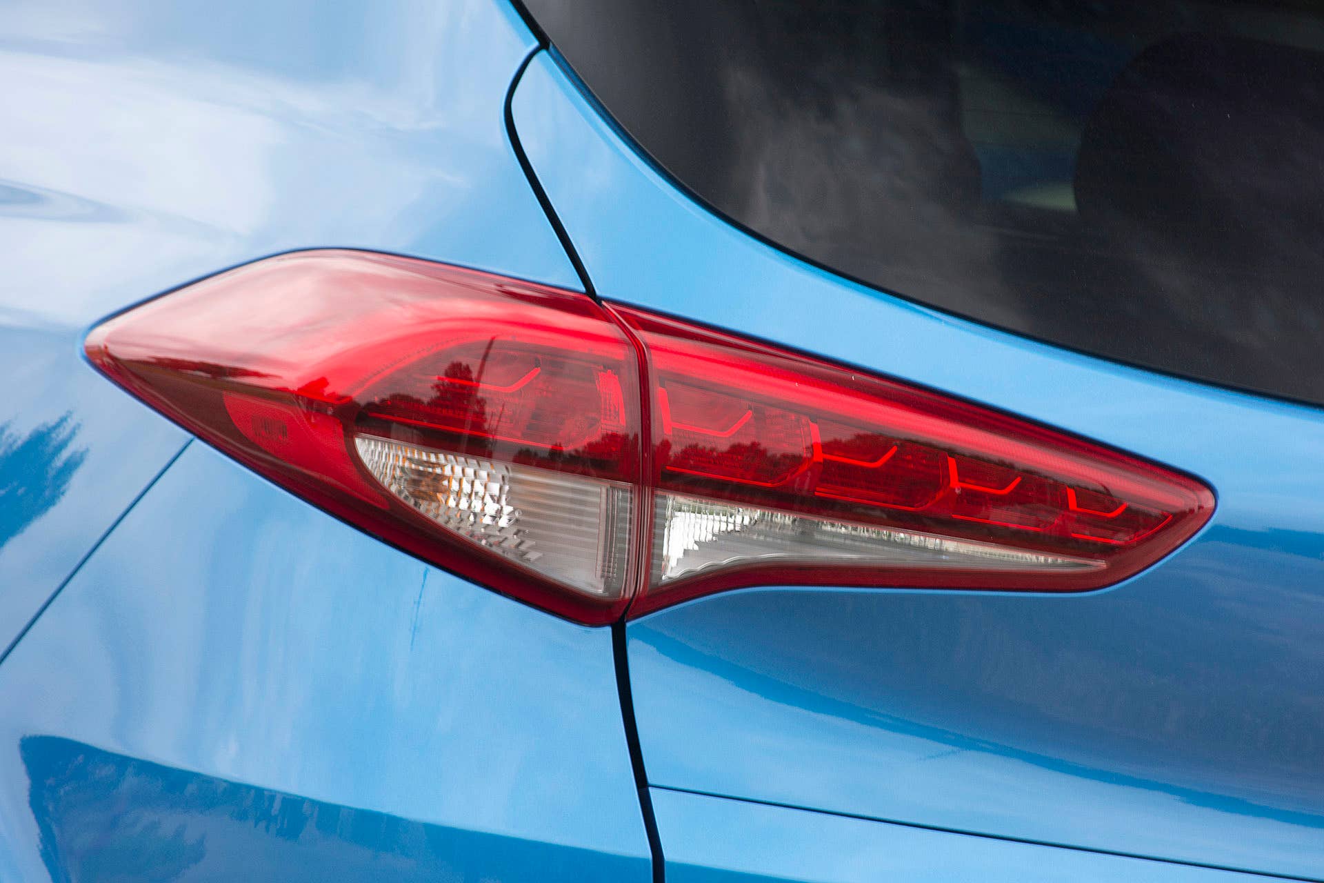 2016 Hyundai Tucson taillight
