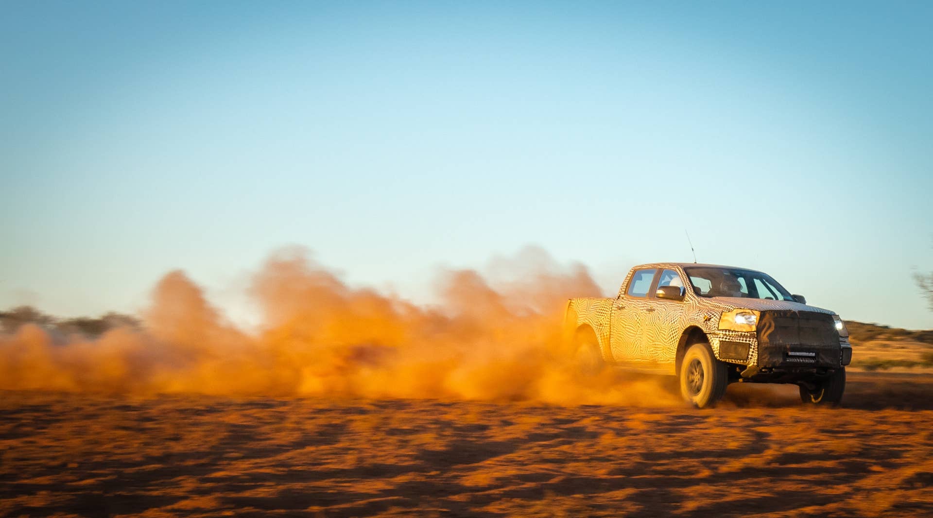 Ford Motor Company today announced that the hugely popular Ford Ranger pickup truck will be available in an off-road performance variant for the first time. Arriving in Asia Pacific in 2018, the purpose-built, desert-racing inspired pickup truck joins the Ford Performance family, carrying the name âFord Ranger Raptorâ.